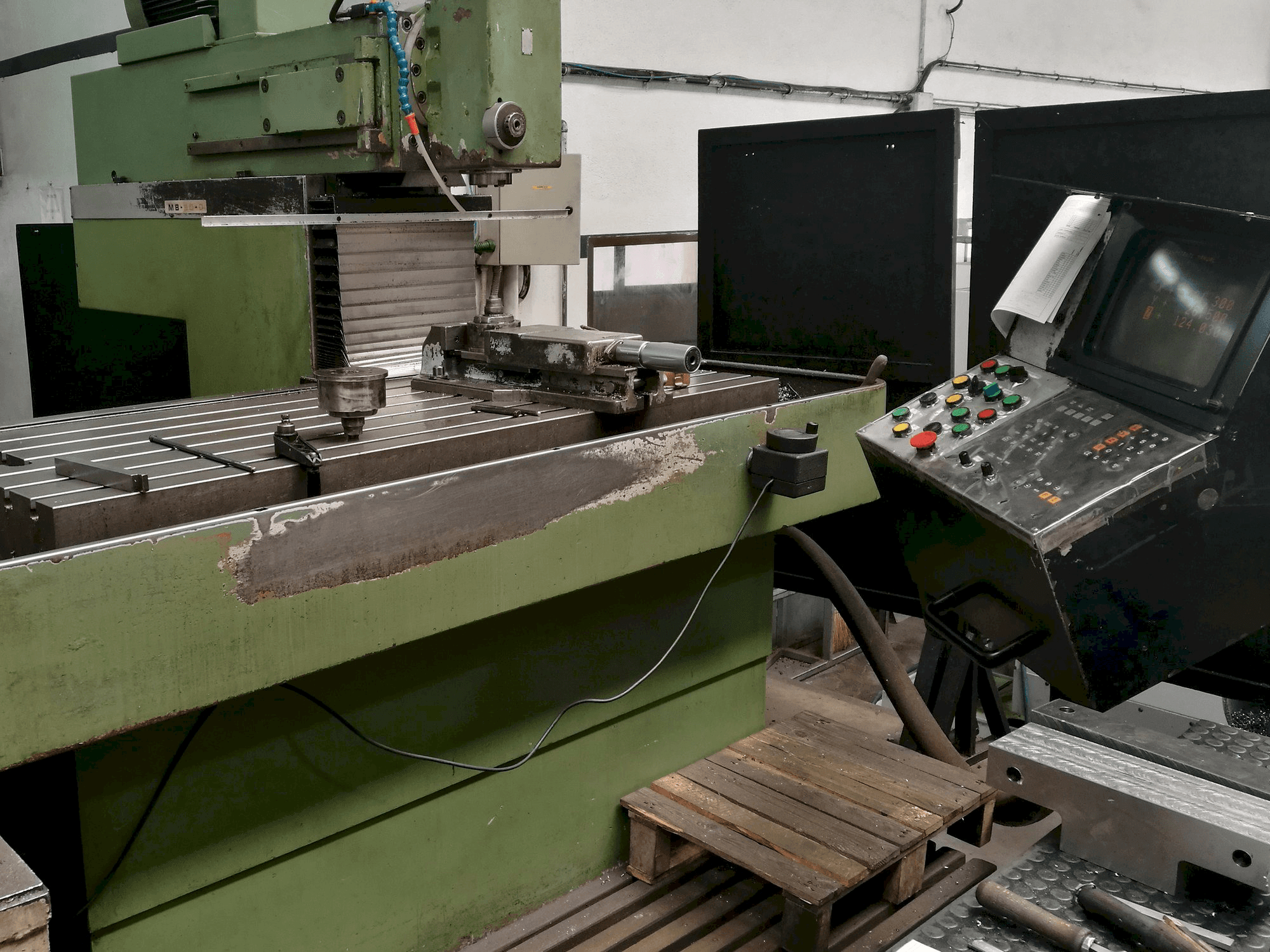 Mašīnas Metba MB50-D pretskats