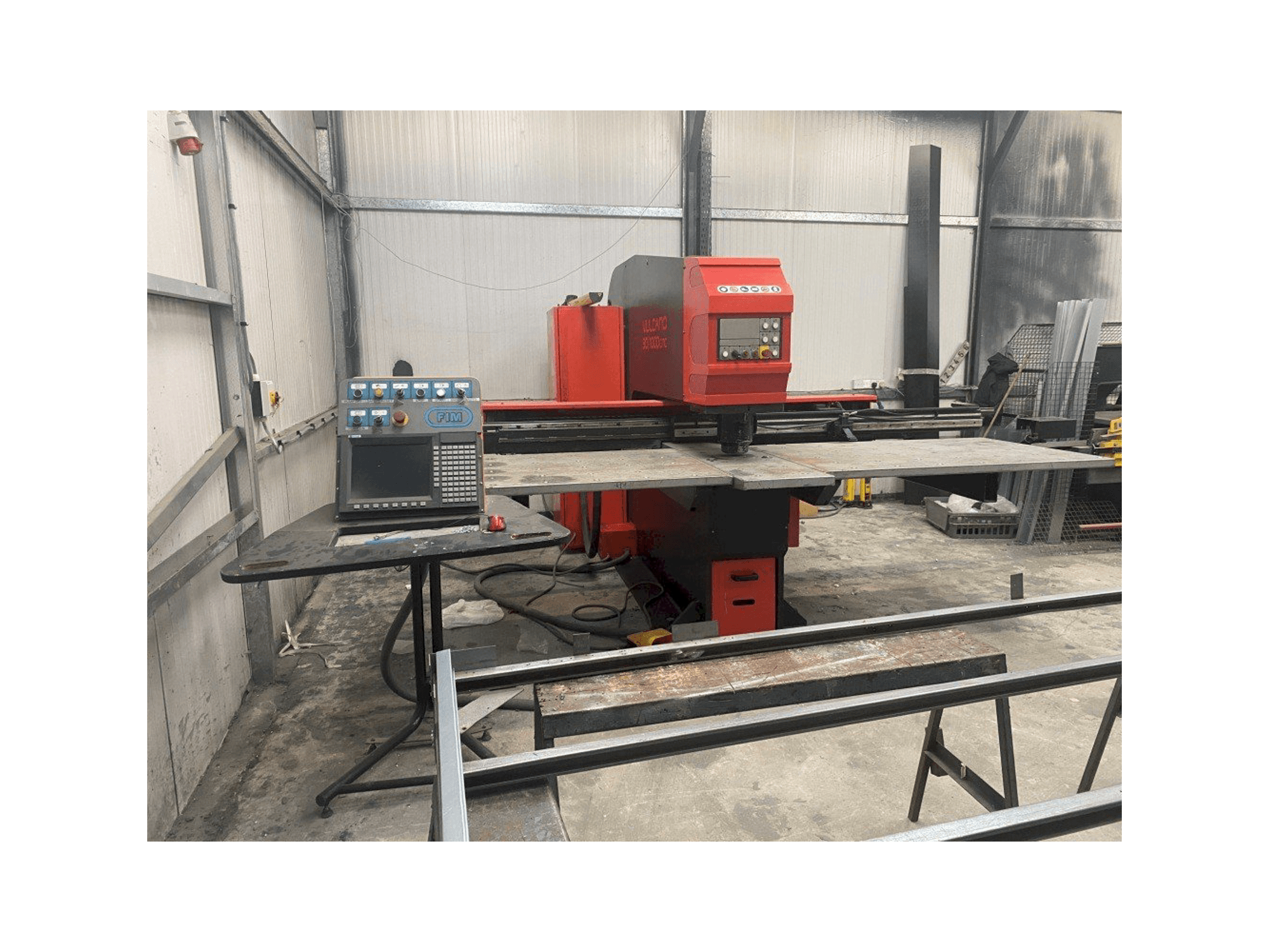 Mašīnas FIM Vulcano 30/1000CNC pretskats