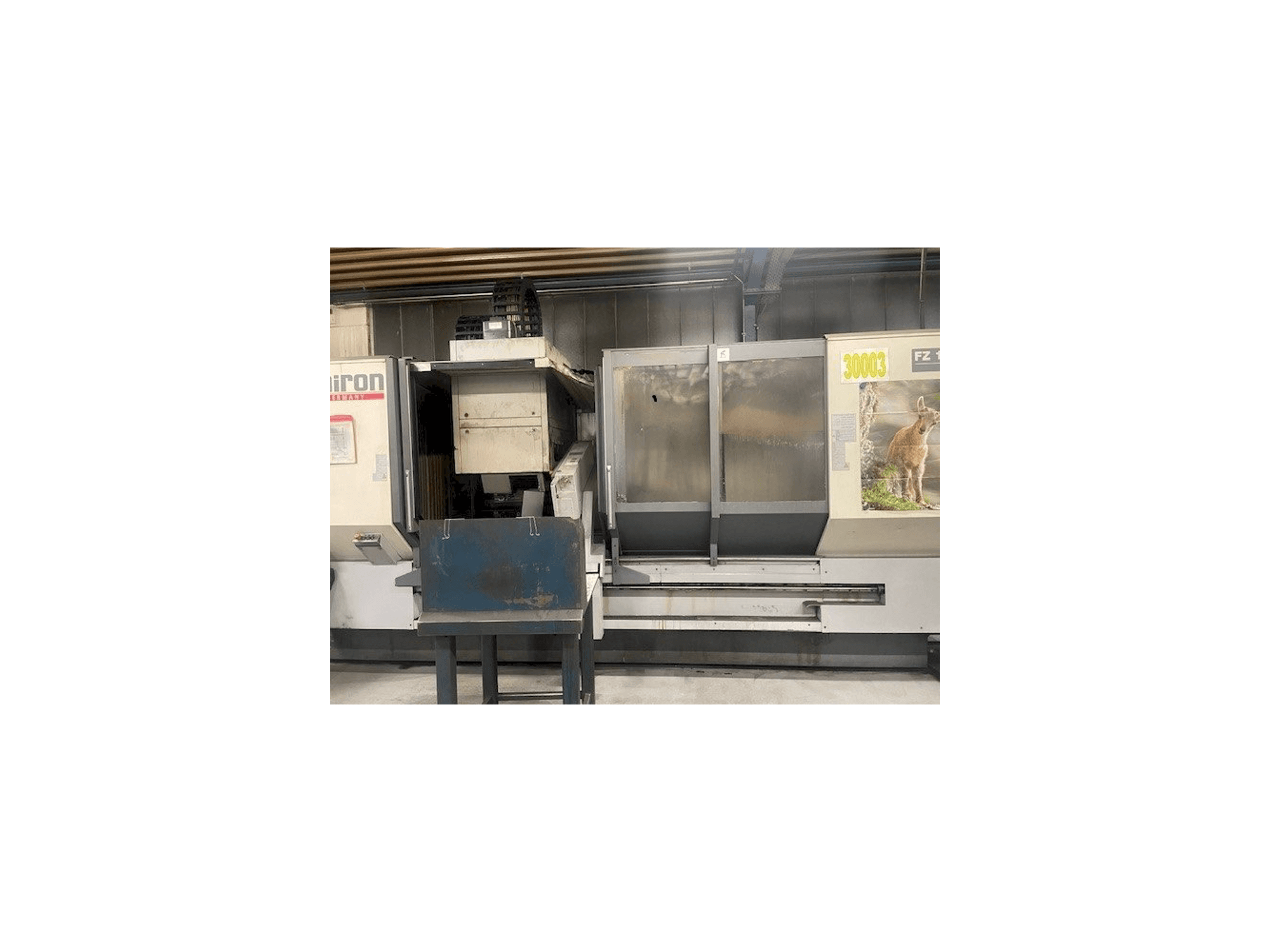 Mašīnas CHIRON FZ18KL pretskats