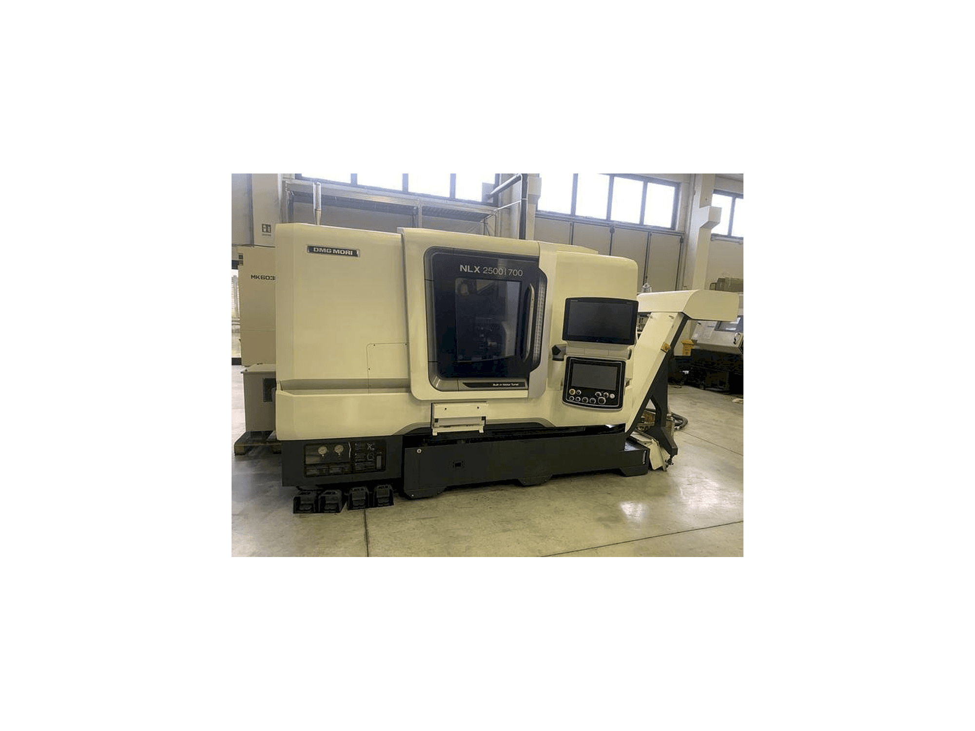Mašīnas DMG MORI NLX 2500SY pretskats