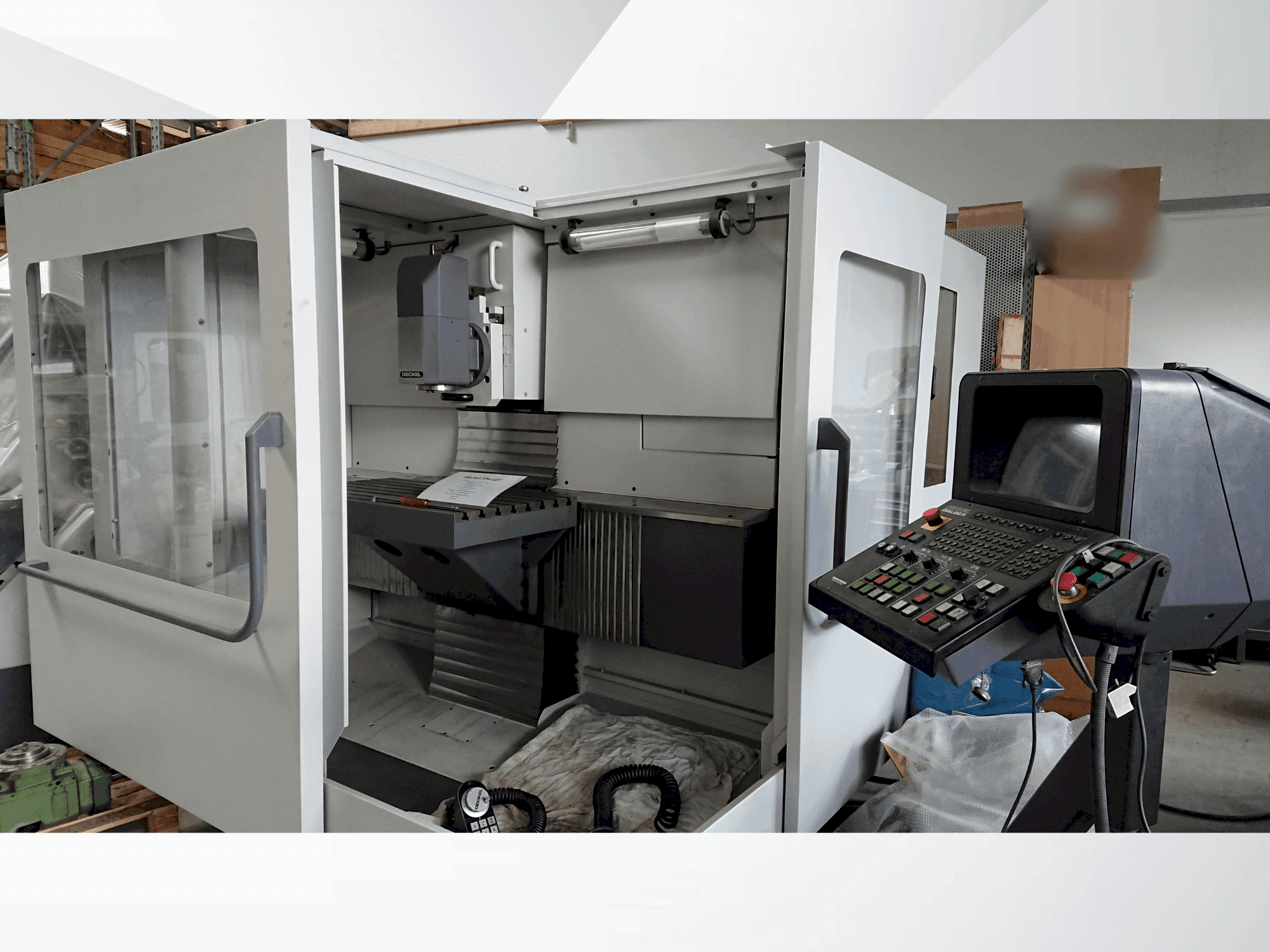 Mašīnas DECKEL FP4-60T pretskats