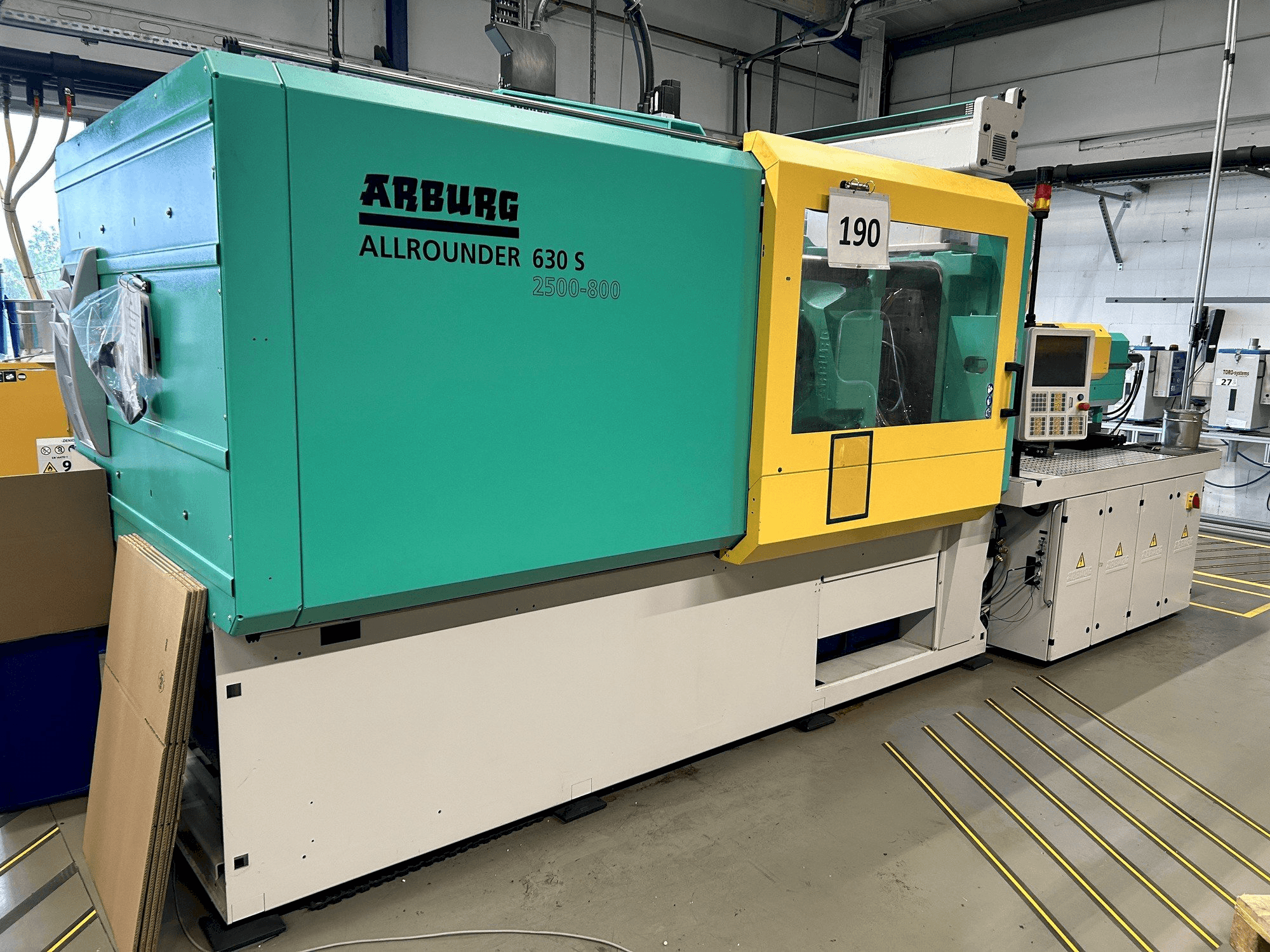 Mašīnas Arburg Allrounder 630S 2500-800 (2016) pretskats