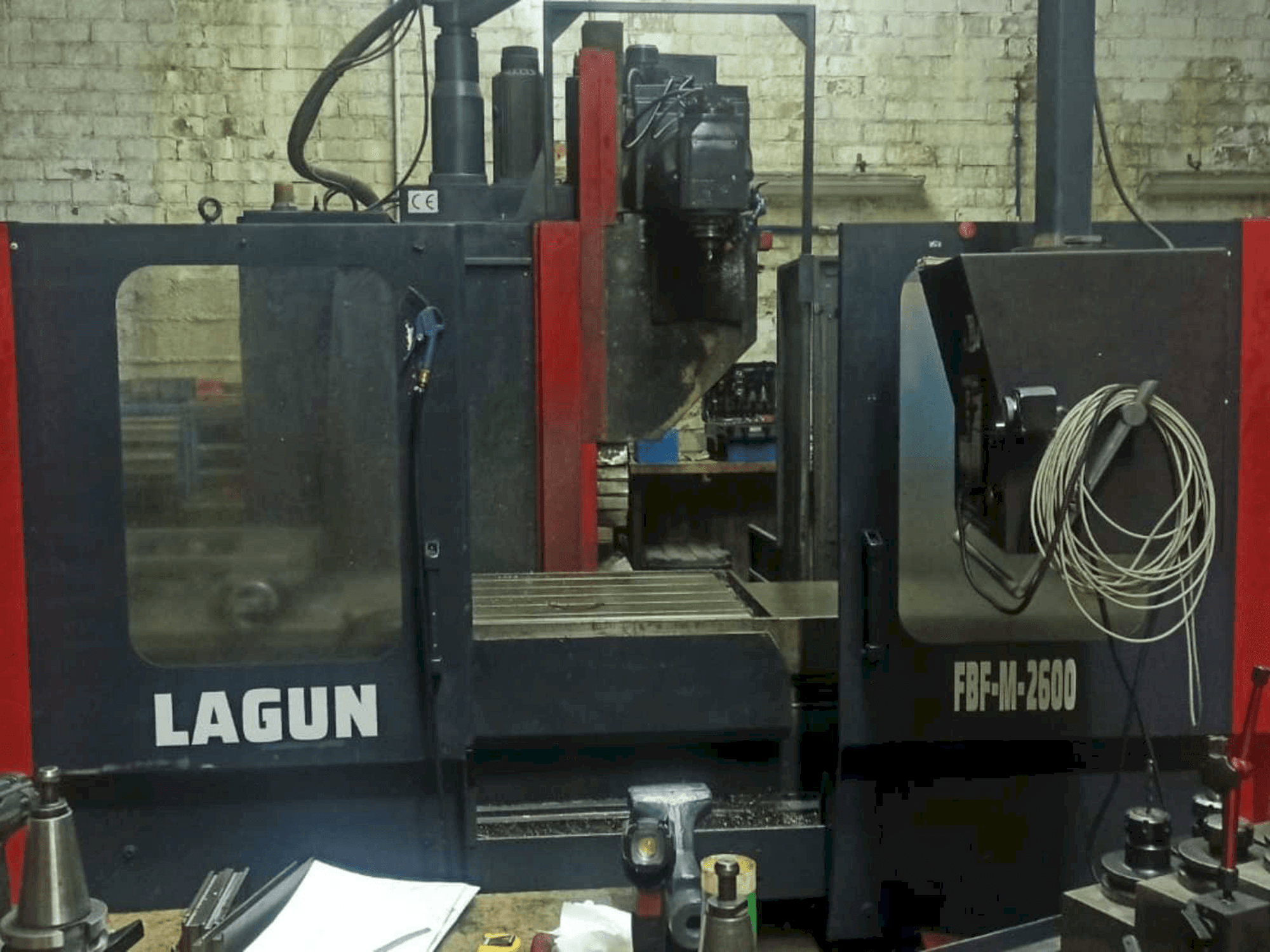 Mašīnas LAGUN FBF-M-2600 pretskats