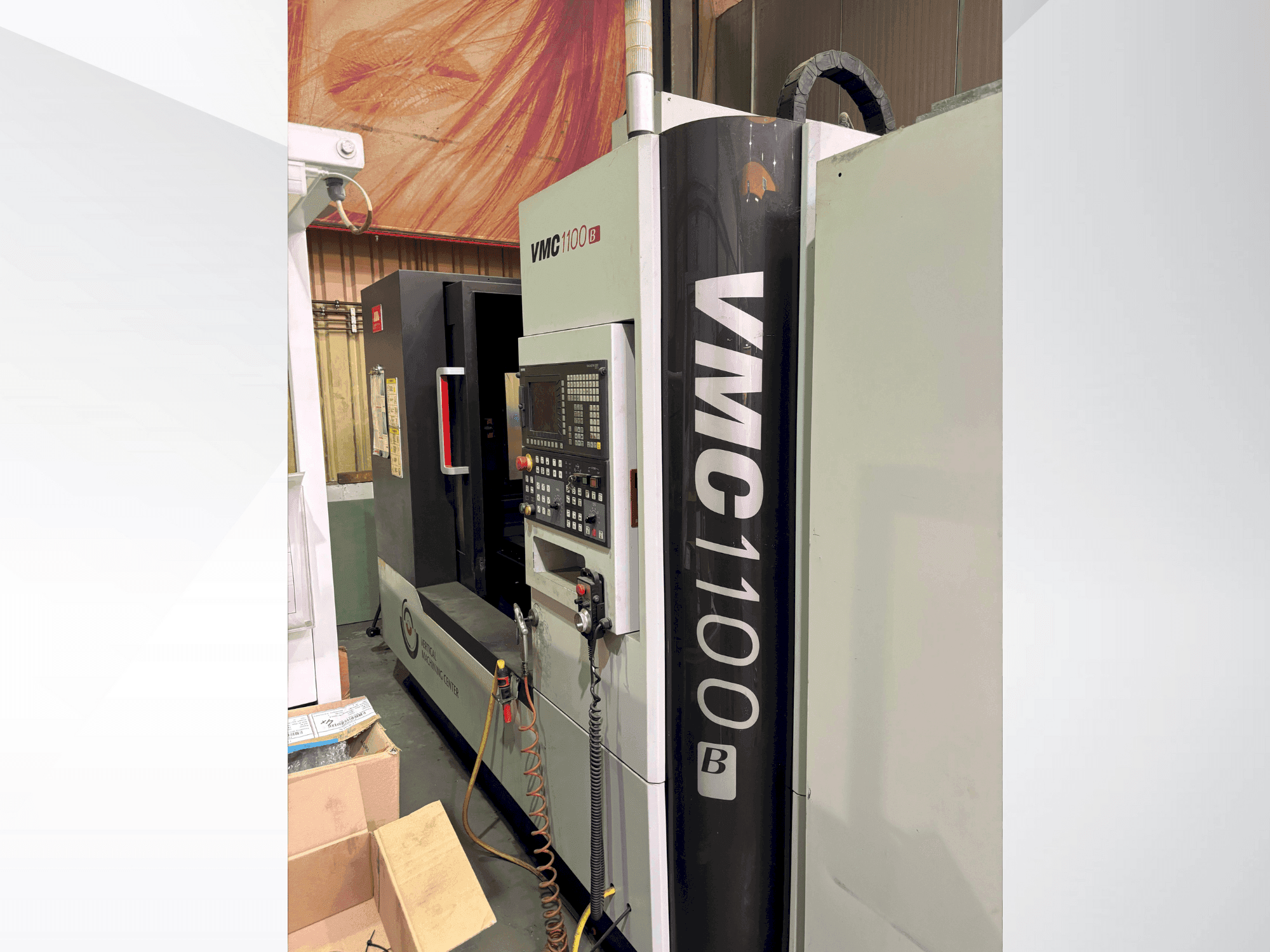 Mašīnas SMTCL vmc 1100B pretskats