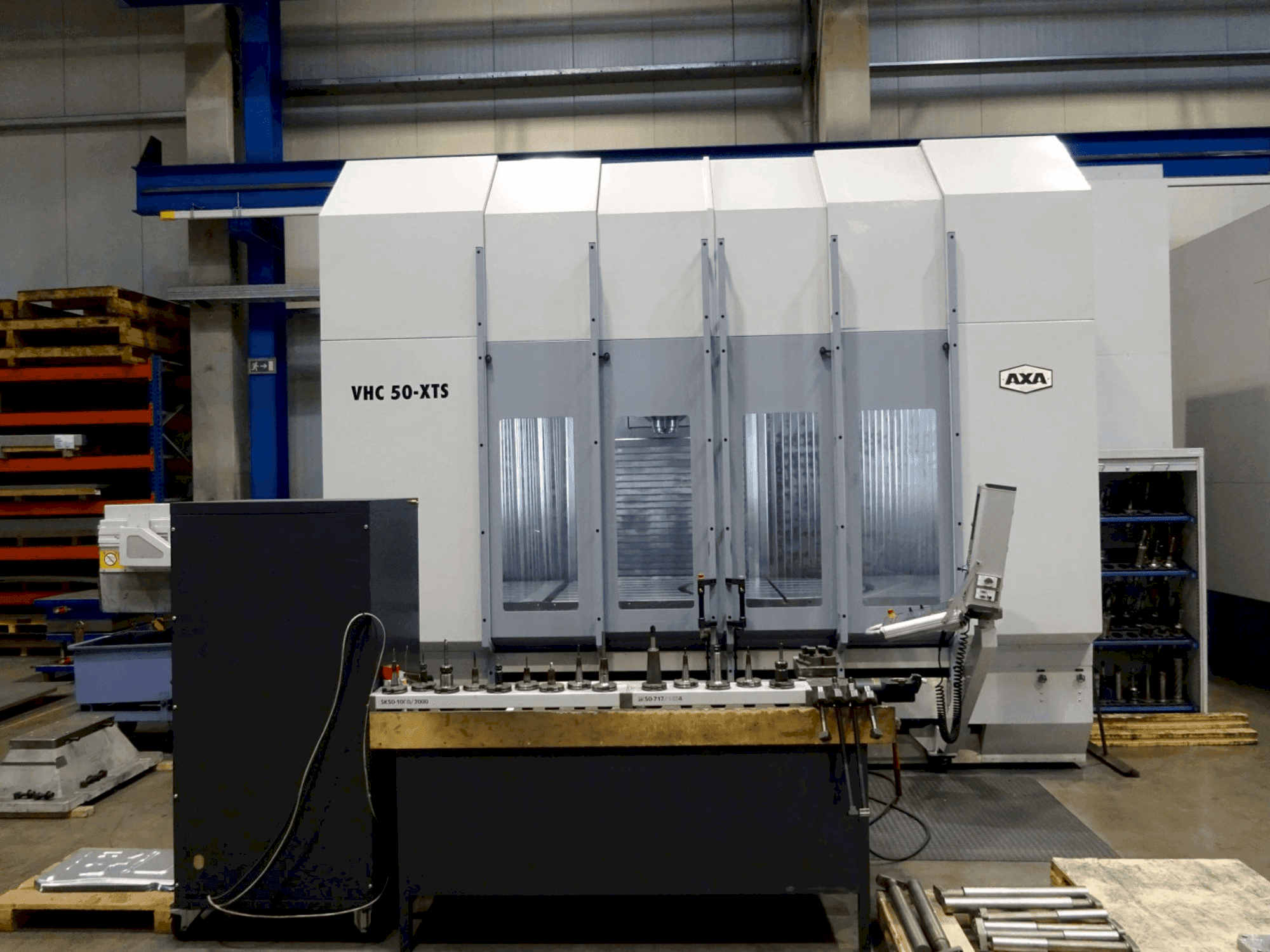 Mašīnas AXA VHC 50-XTS pretskats