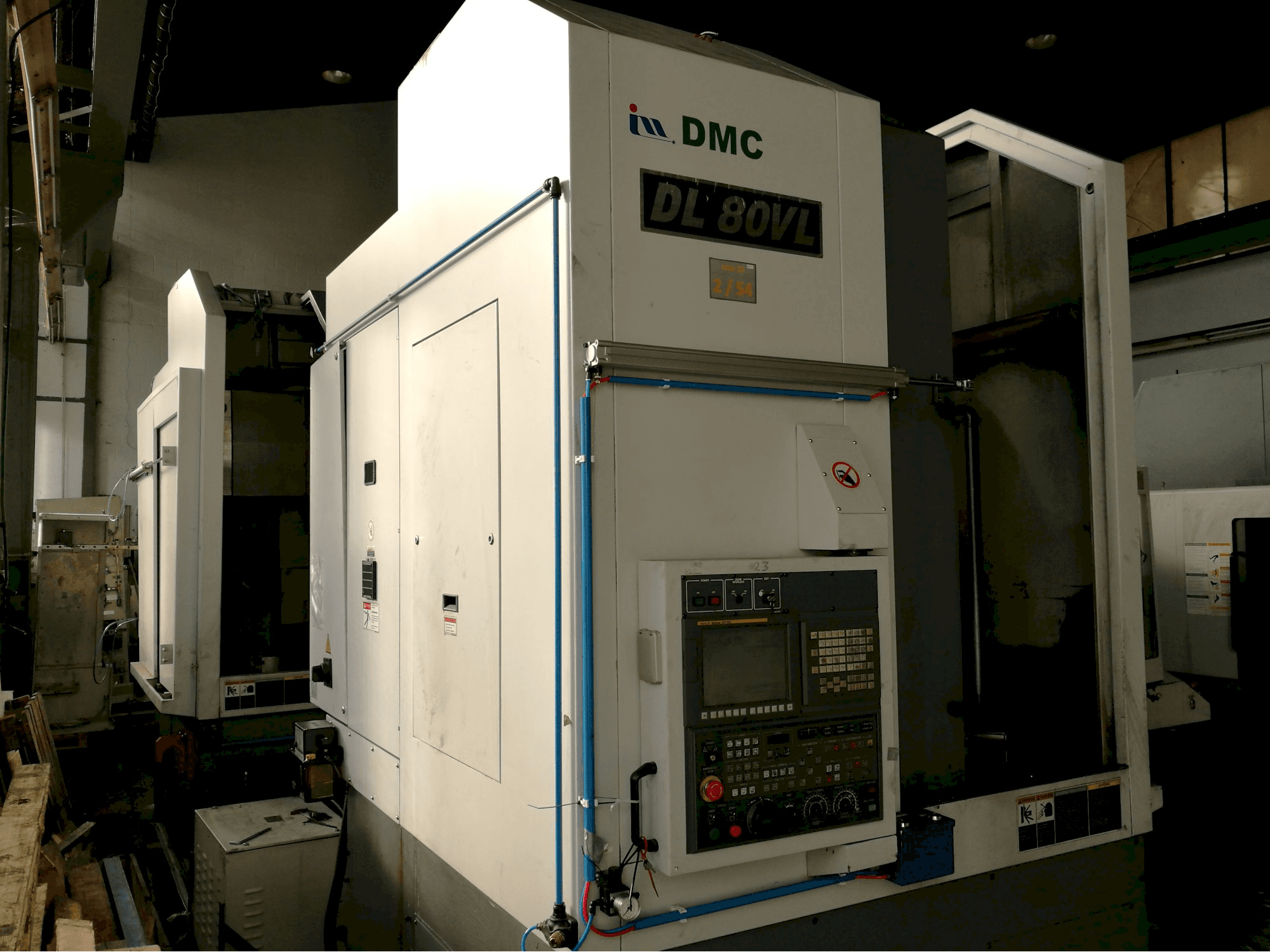 Mašīnas DMC DL 80VL skats no kreisās puses