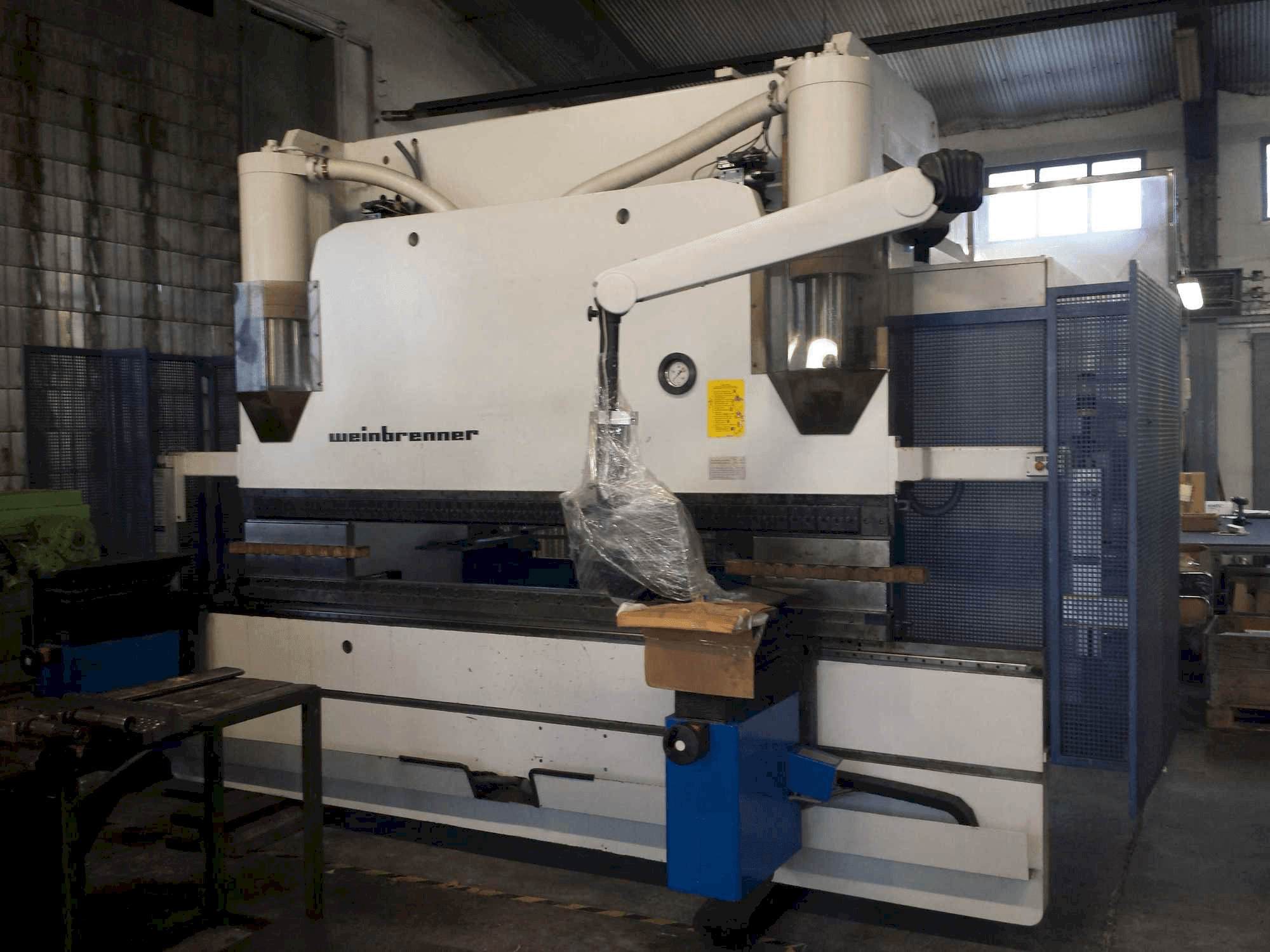 Mašīnas Weinbrenner GP 160 pretskats