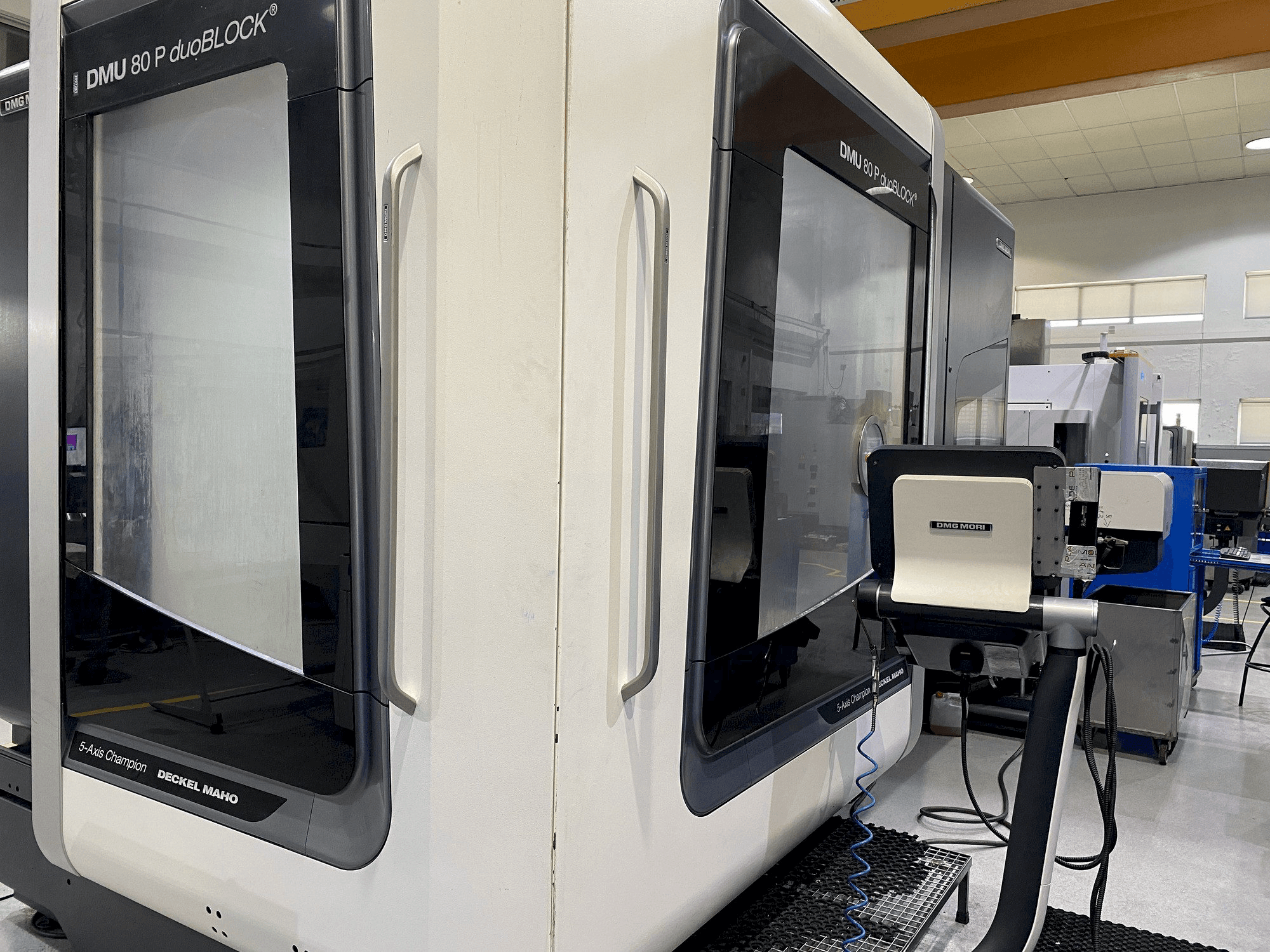 Mašīnas DMG MORI DMU 80P Duoblock pretskats