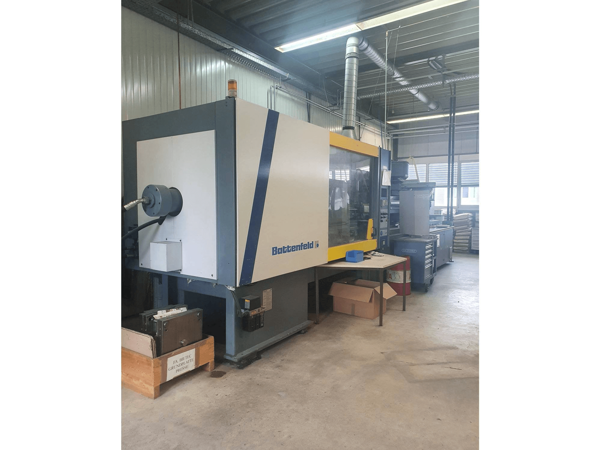 Mašīnas Battenfeld BK 3500/2800 pretskats
