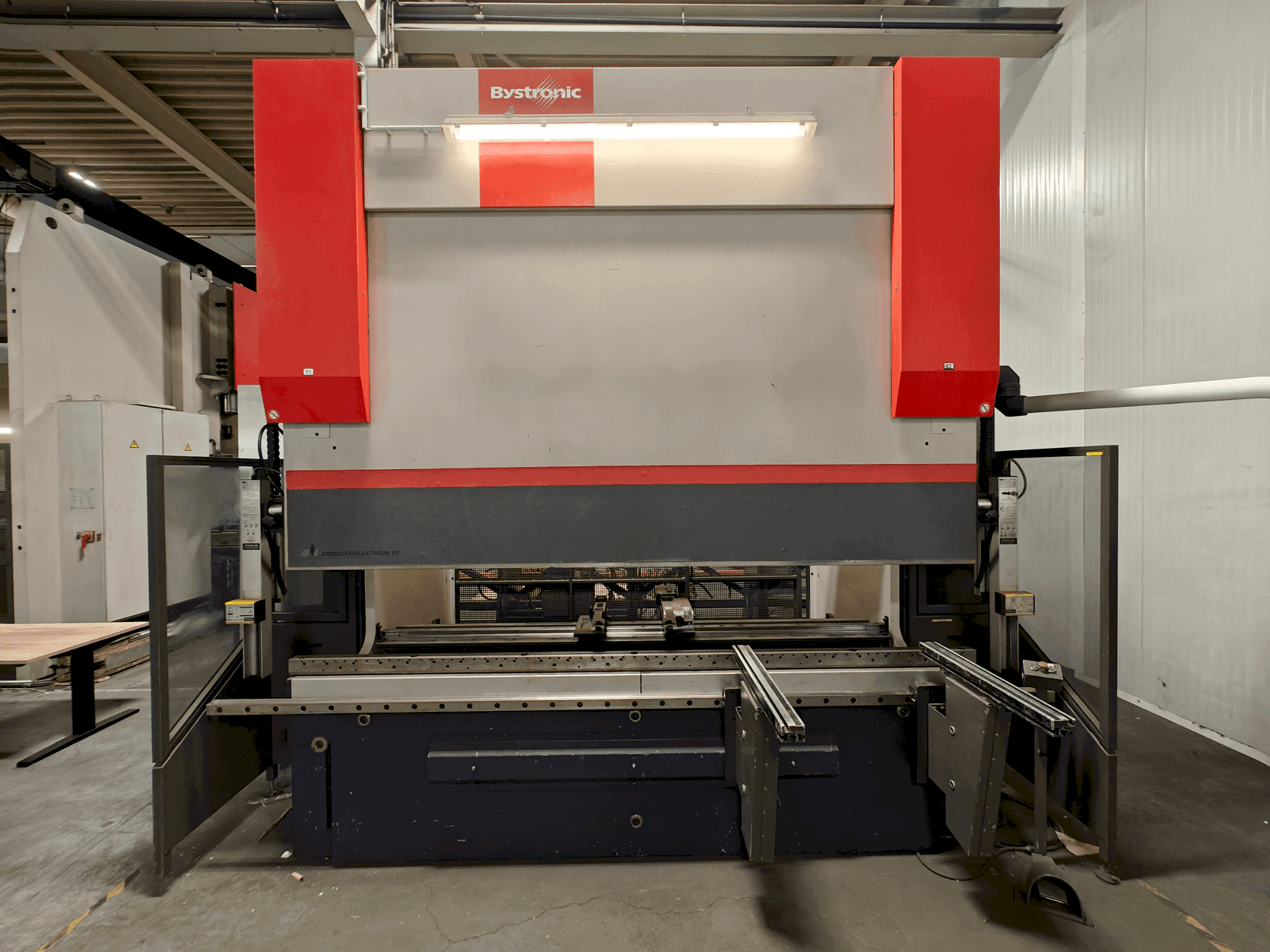 Mašīnas Bystronic Xpert100x3100 pretskats