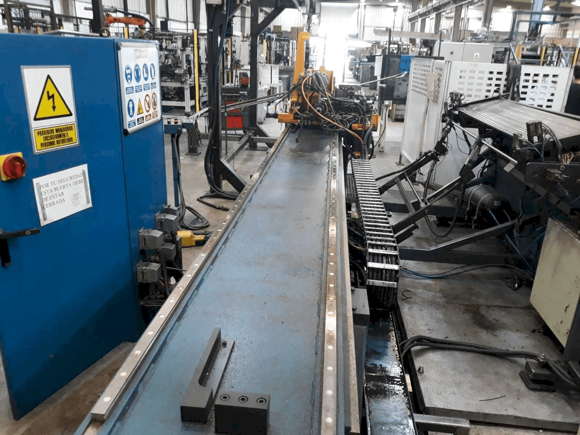 Mašīnas Tejero HR-50-CNC pretskats