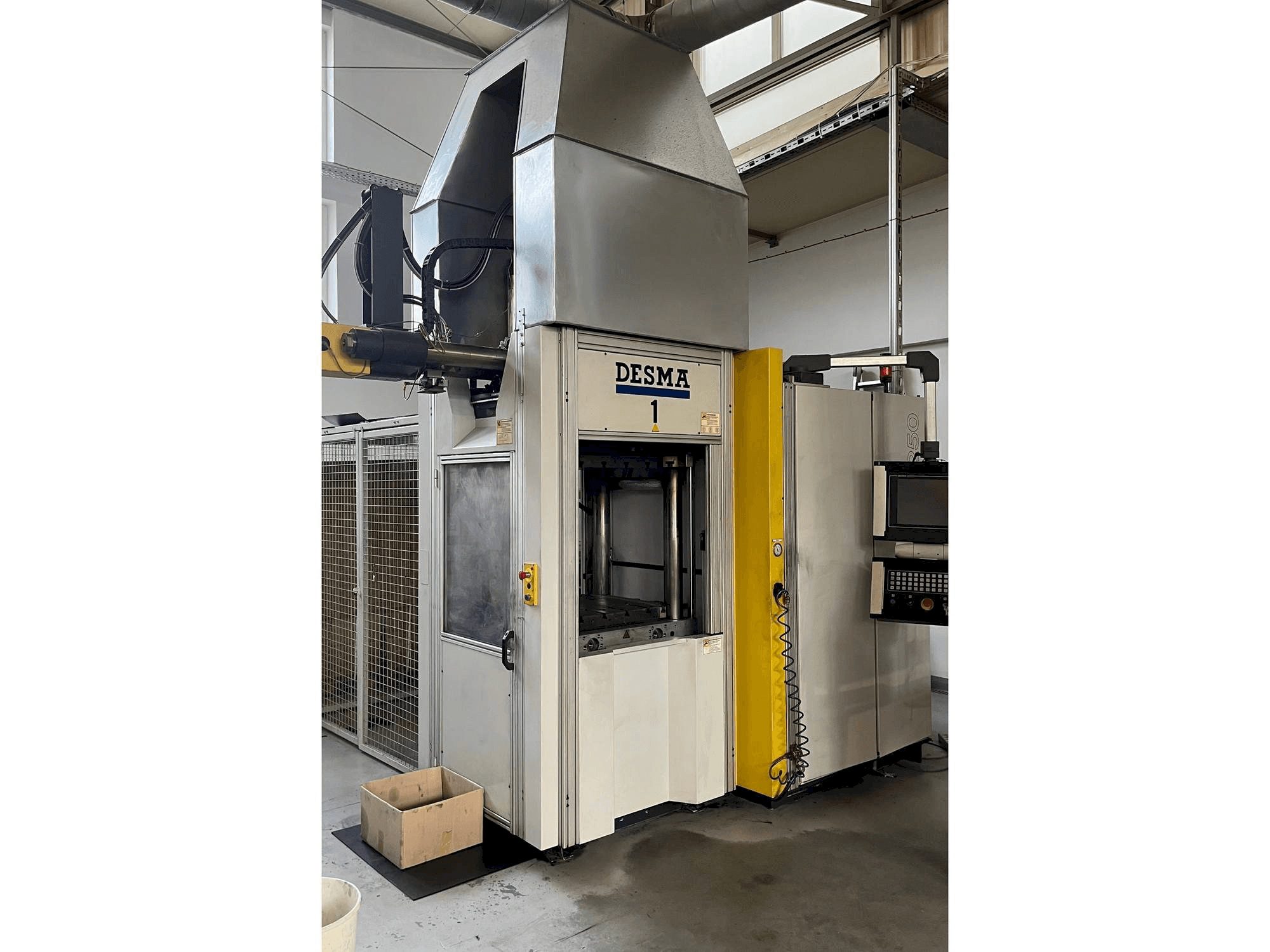 Mašīnas Kloeckner Desma 968.250 ZO pretskats