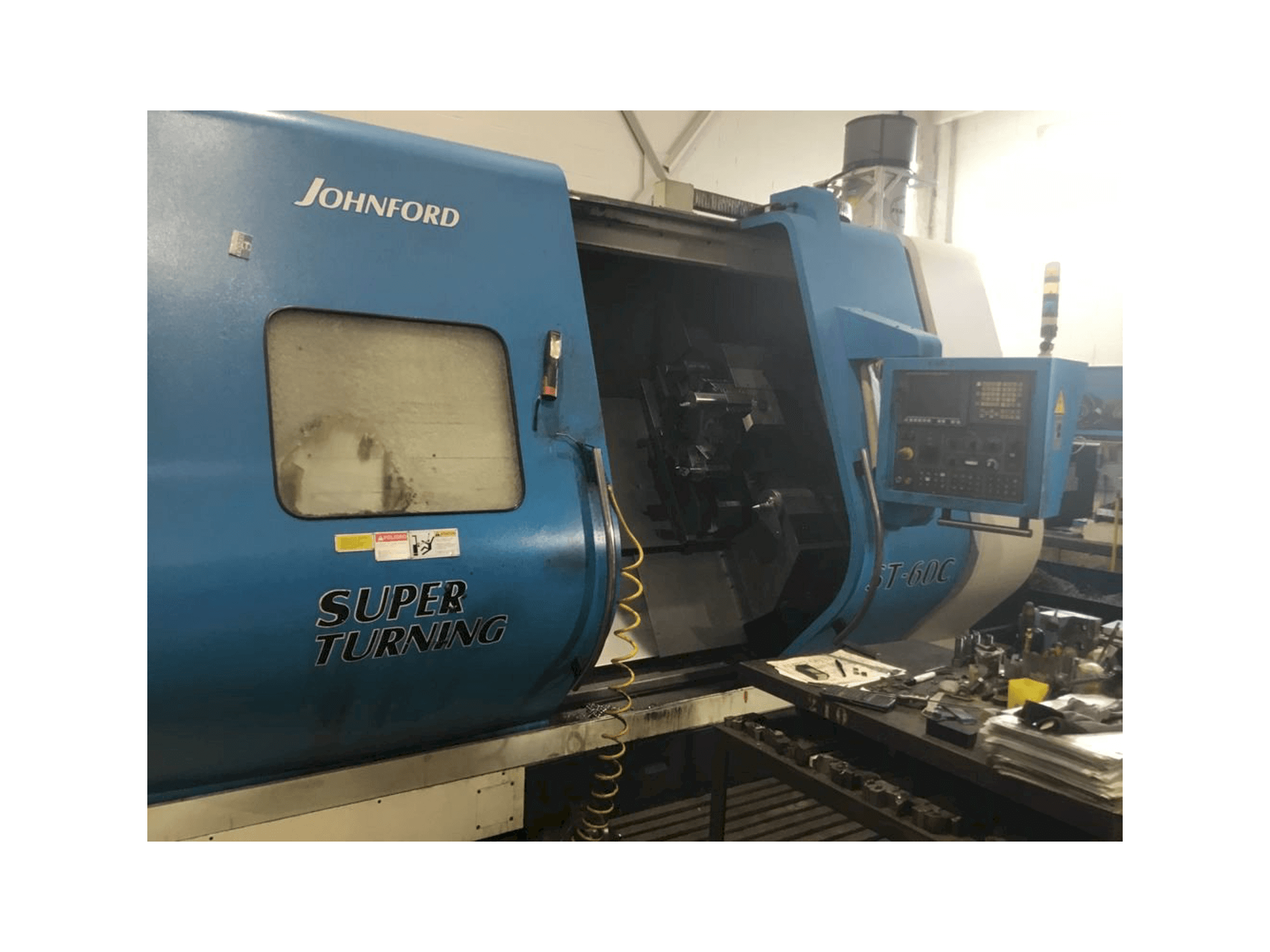 Mašīnas Johnford ST-60C pretskats