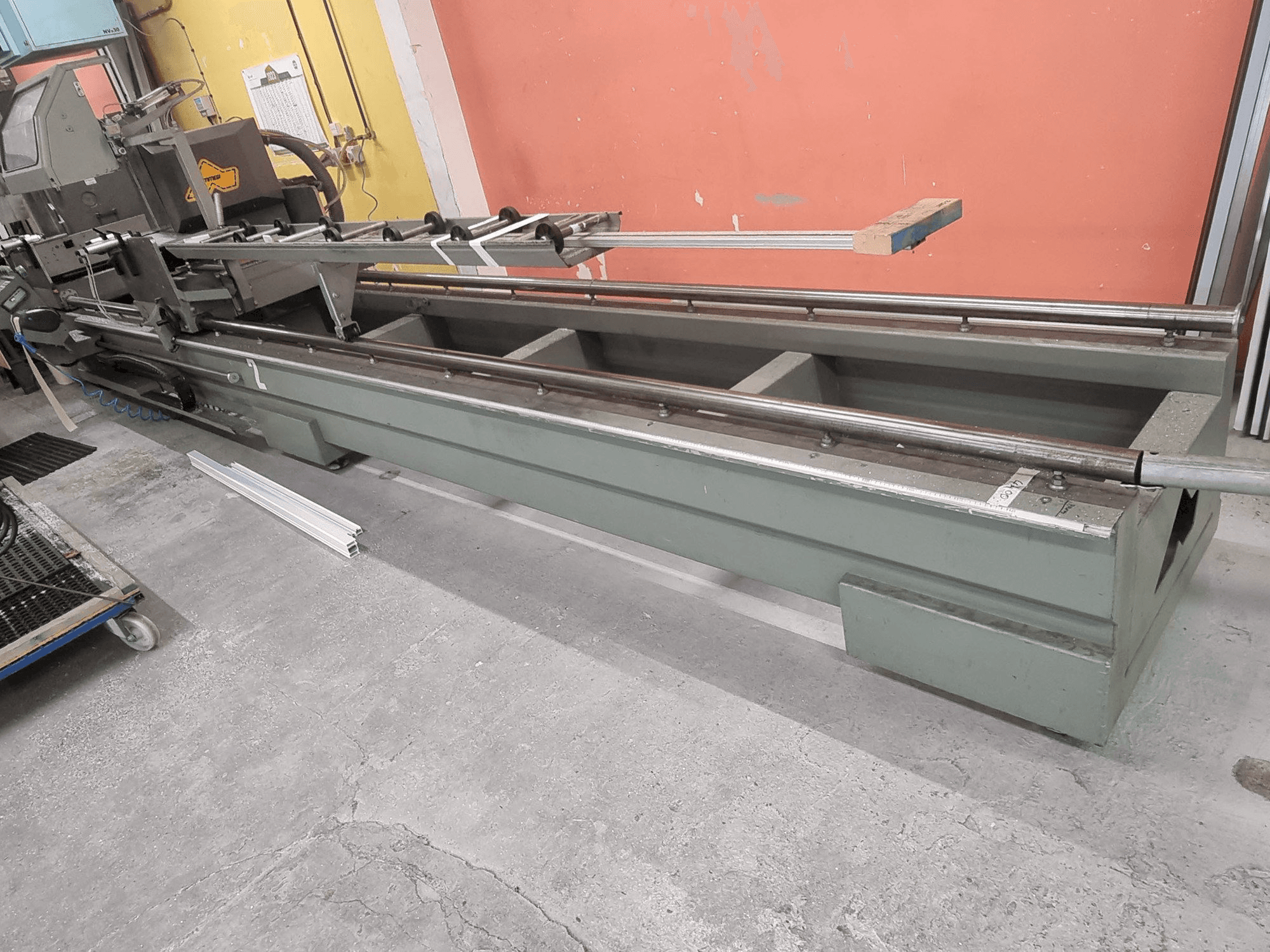 Mašīnas Emmegi TWIN ELECTRA SUN TU/6 pretskats