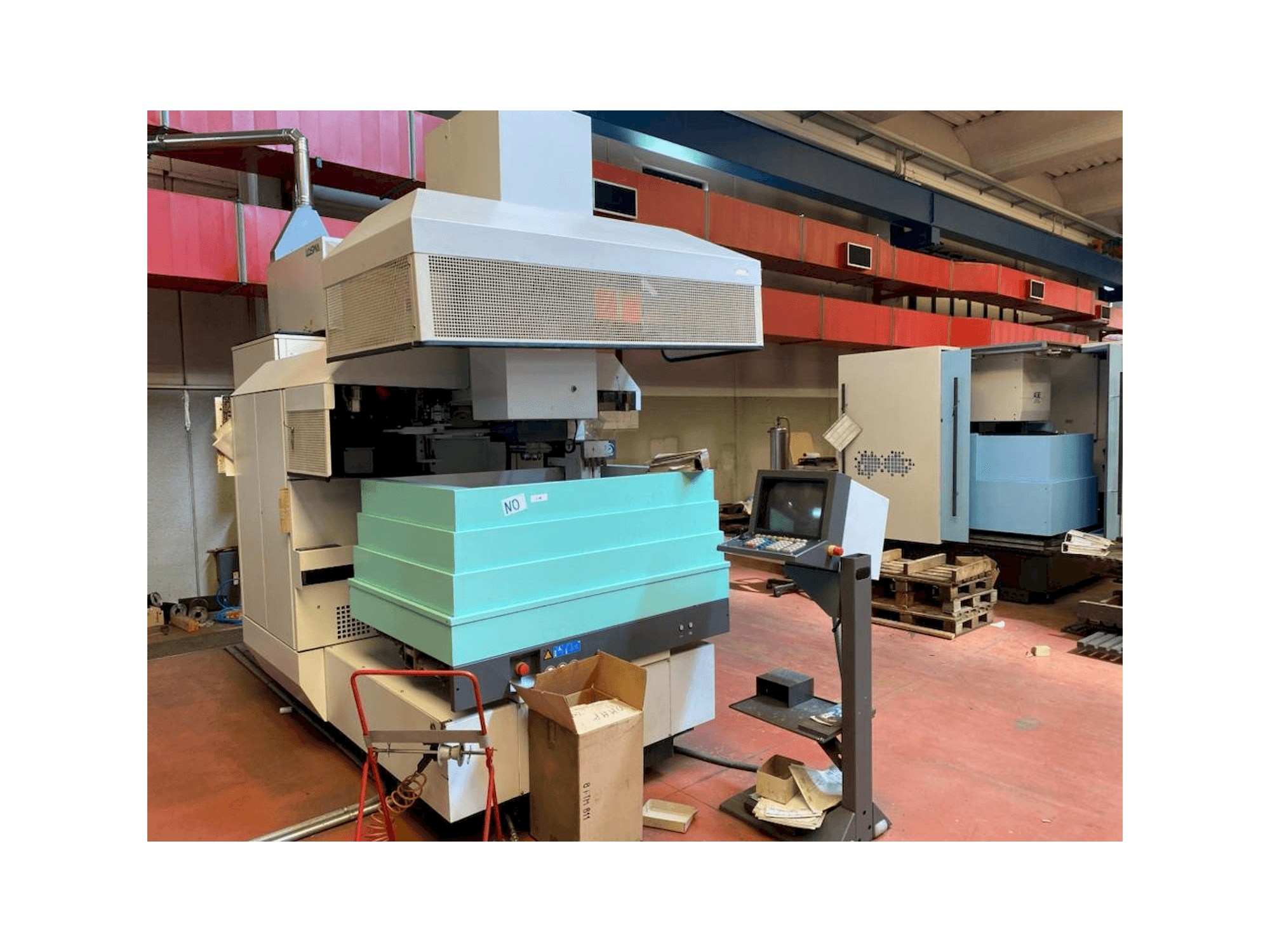 Mašīnas AGIE AGIETRON INTEGRAL 3 pretskats