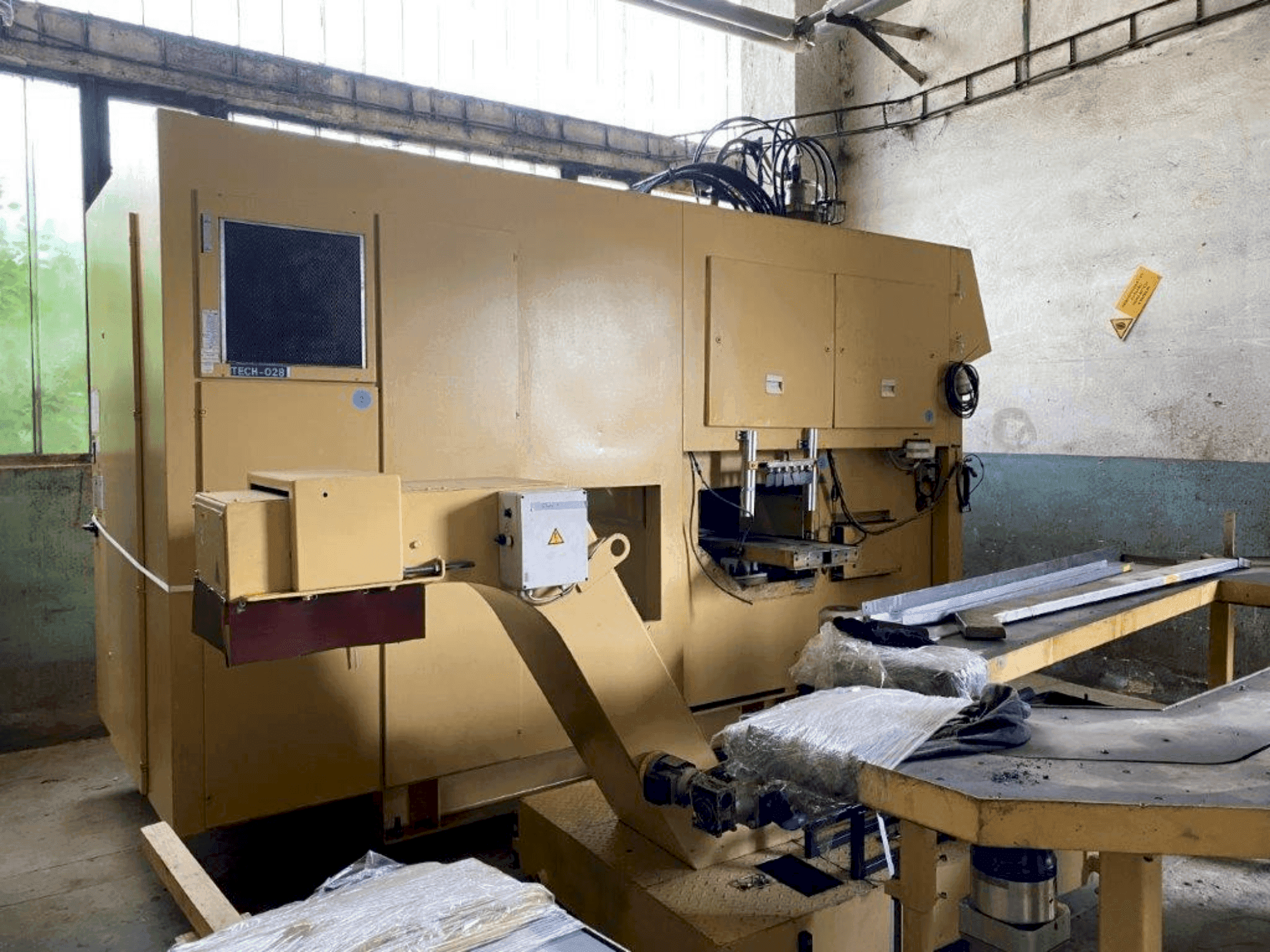 Mašīnas EMAG VSC 400 pretskats