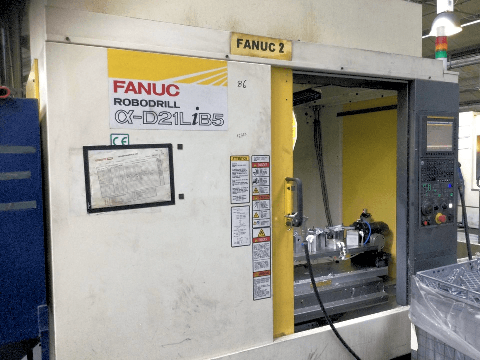 Mašīnas FANUC Robodrill Alpha D21LiB5 pretskats