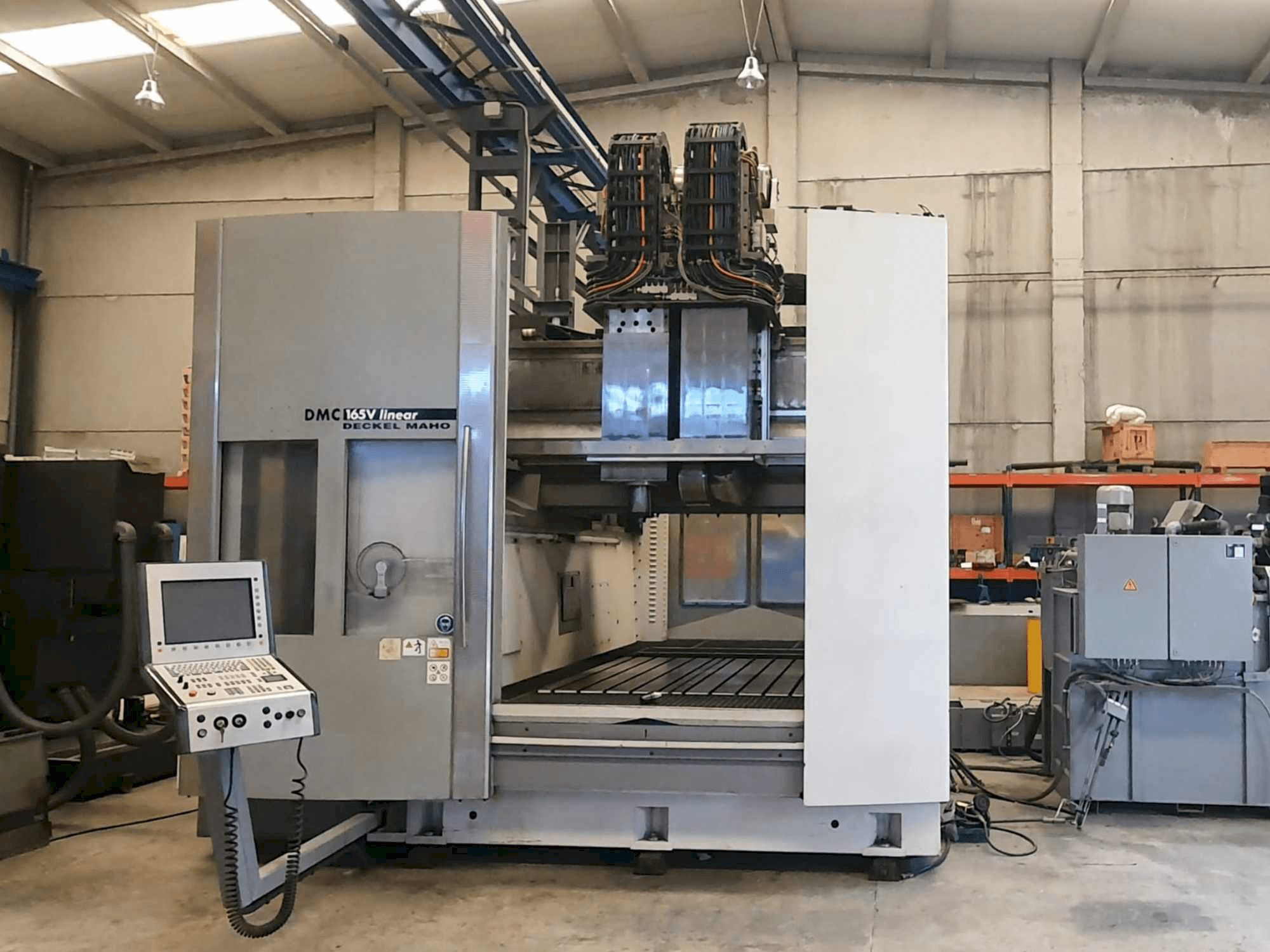 Mašīnas DECKEL MAHO DMC 165V Linear pretskats