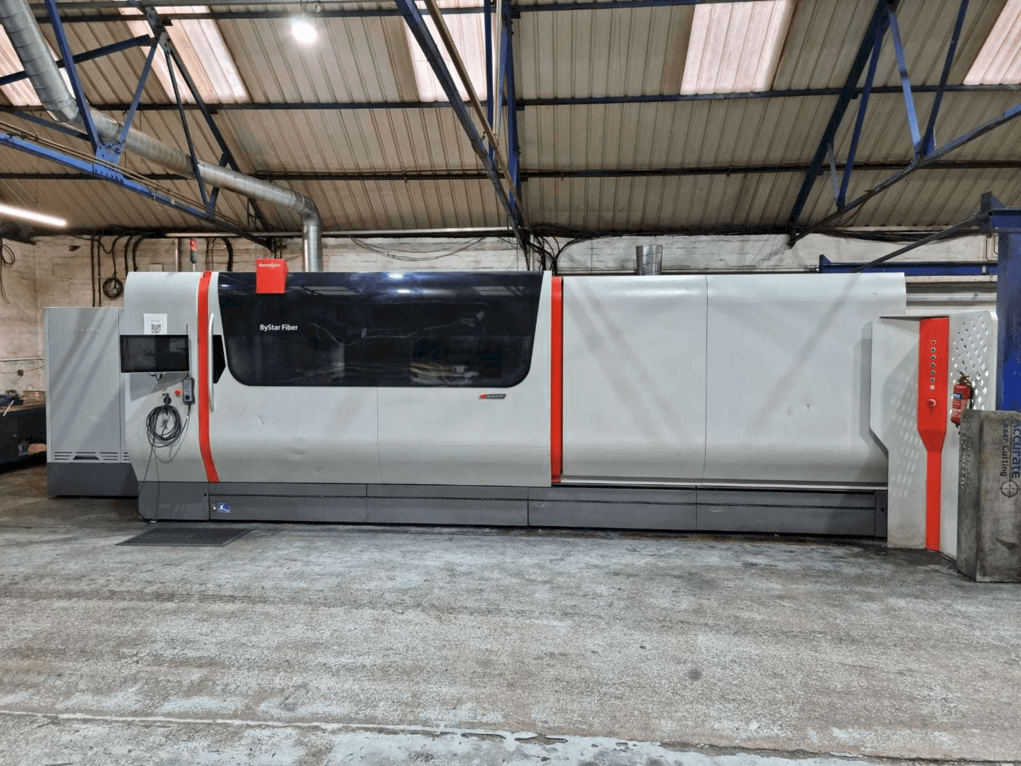 Mašīnas Bystronic Bystar Fiber 4020 10KW pretskats