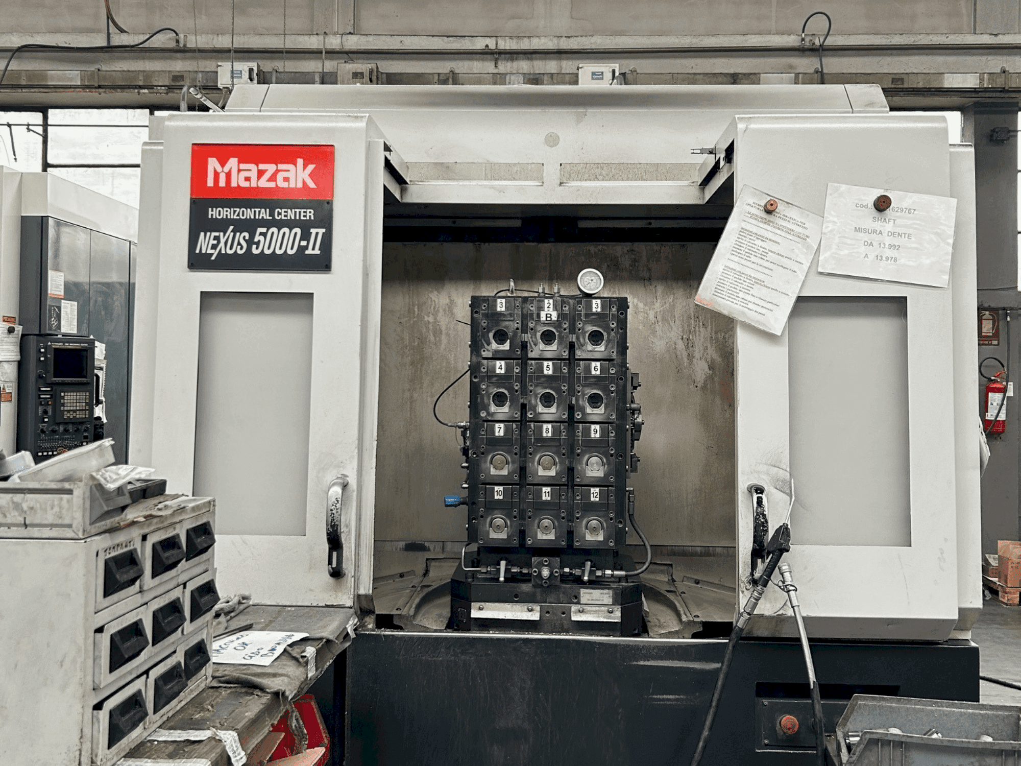 Mašīnas Mazak NEXUS 5000 II pretskats