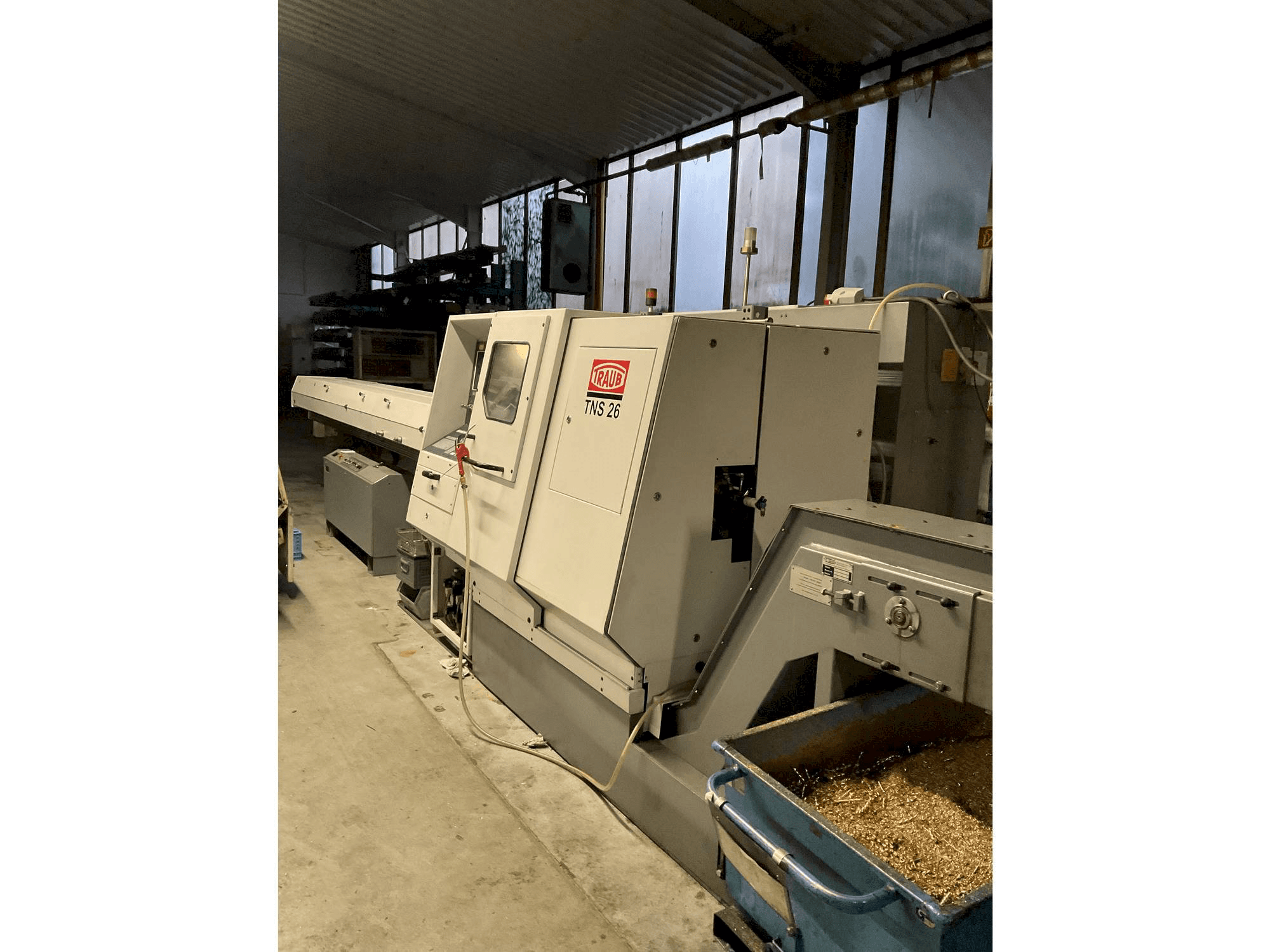 Mašīnas TRAUB TNS 26 DGY pretskats