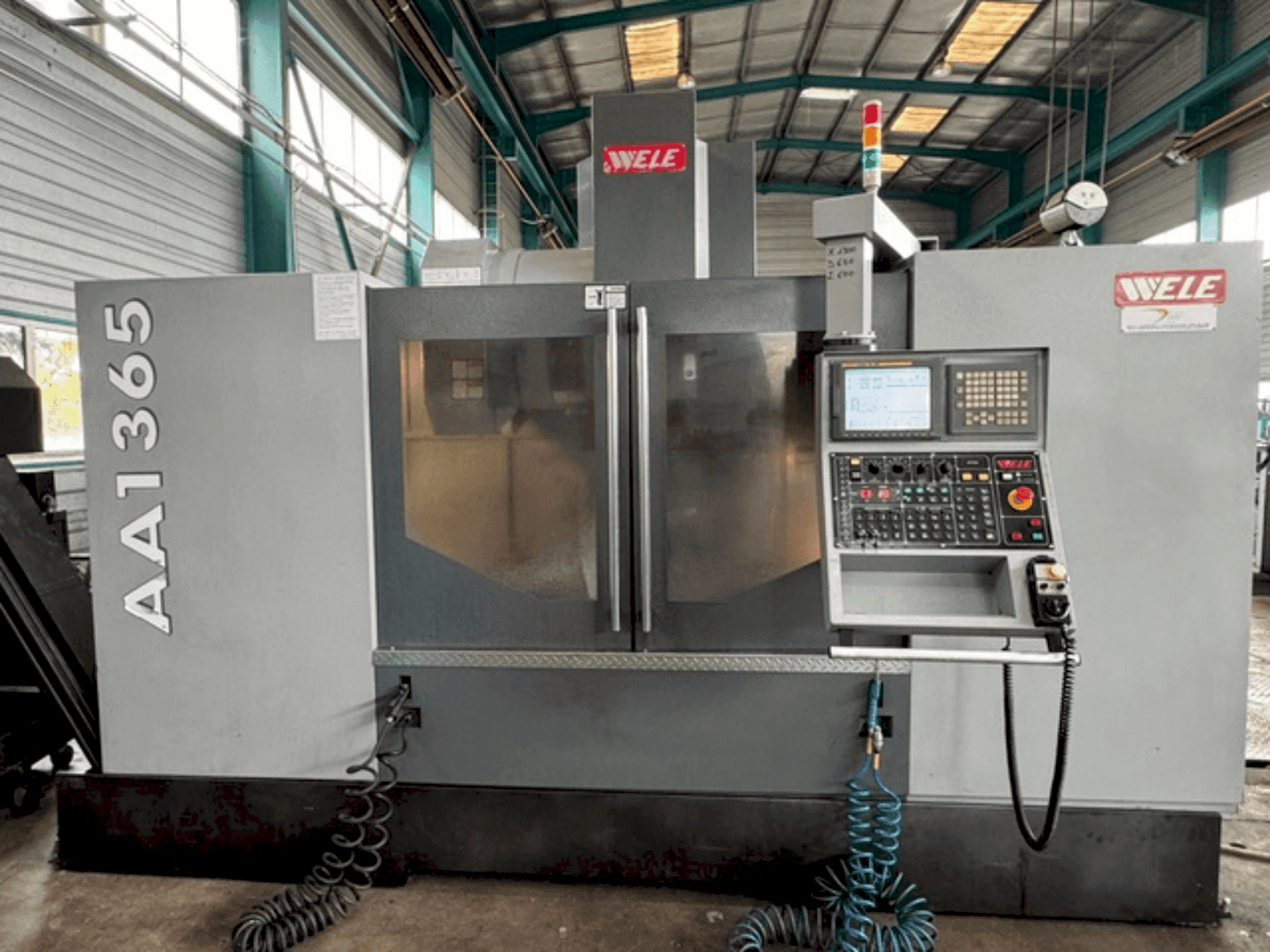 Mašīnas Wele AA1365 pretskats