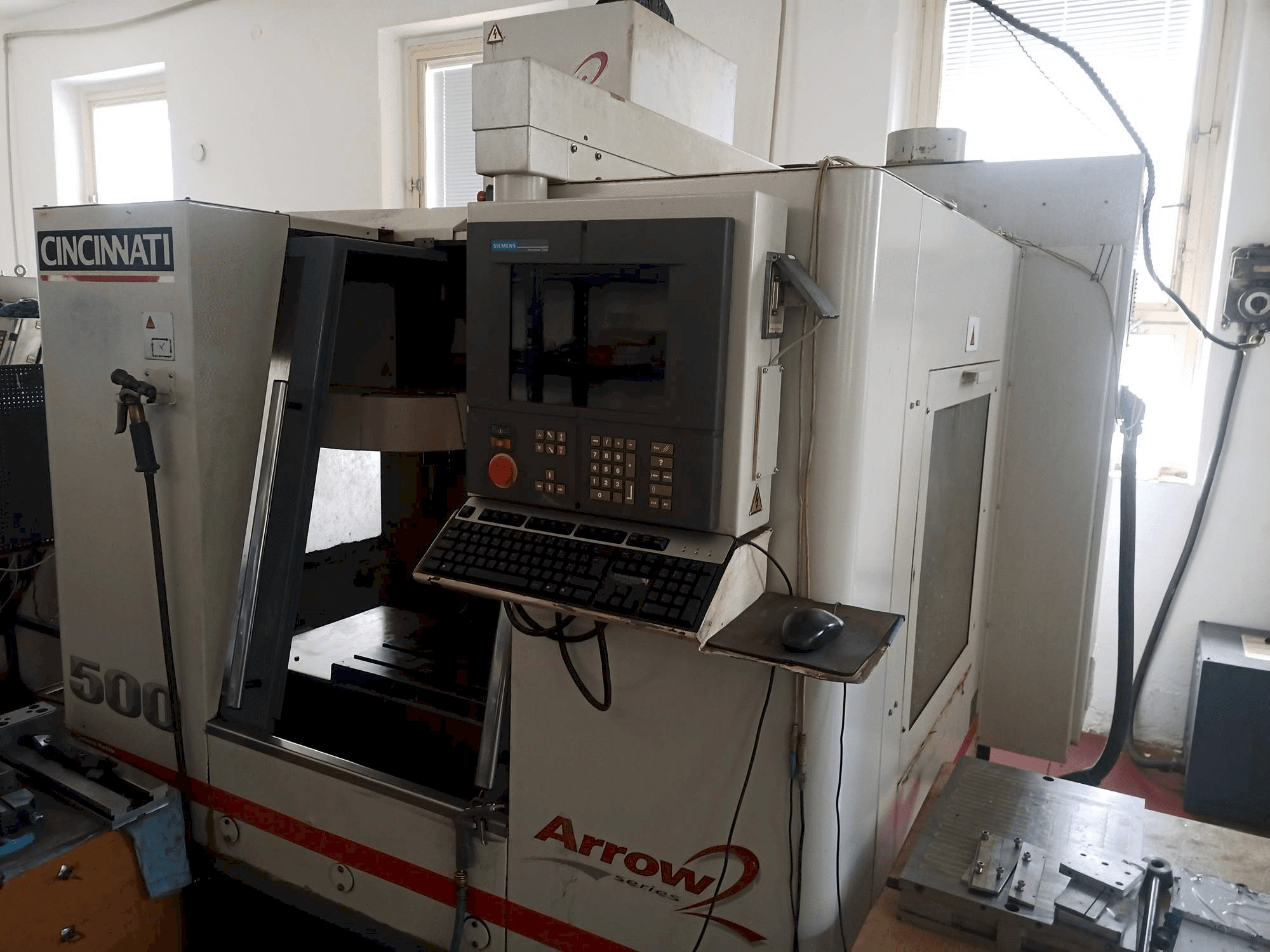 Mašīnas Cincinnati Arrow 2 pretskats