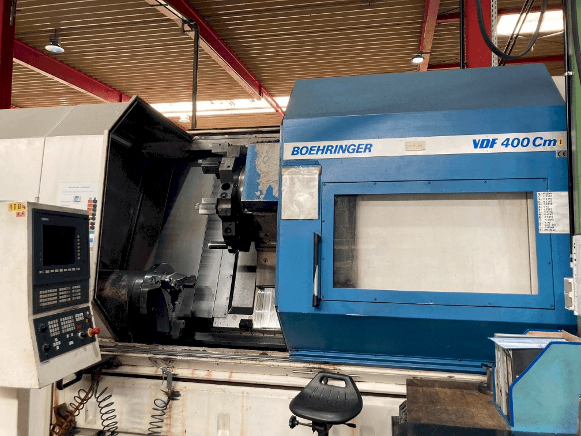 Mašīnas BOEHRINGER C400 pretskats