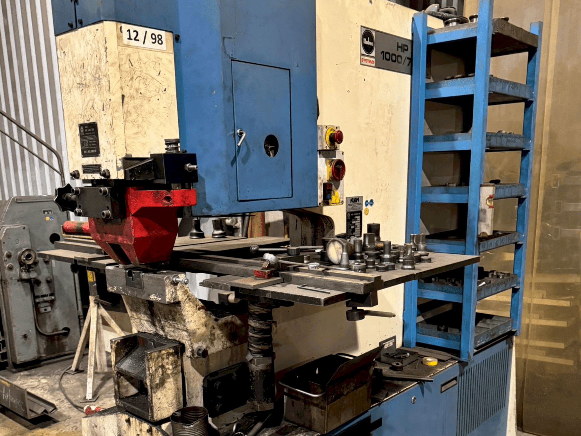 Mašīnas KLEIN HP 1000/760 pretskats