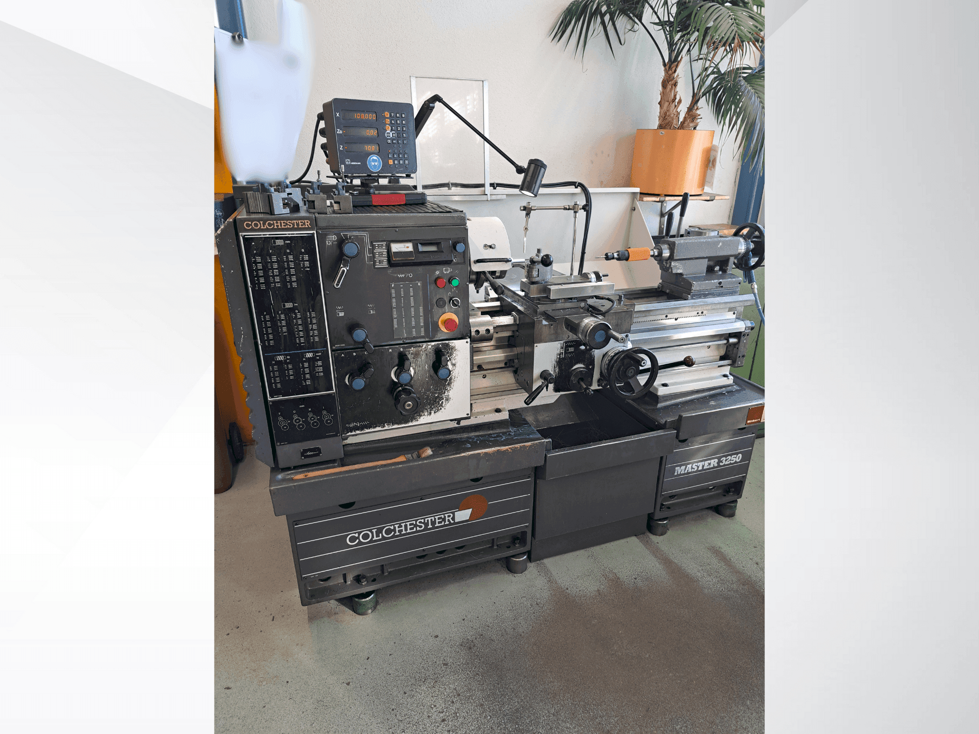 Mašīnas Colchester Master 3250 pretskats