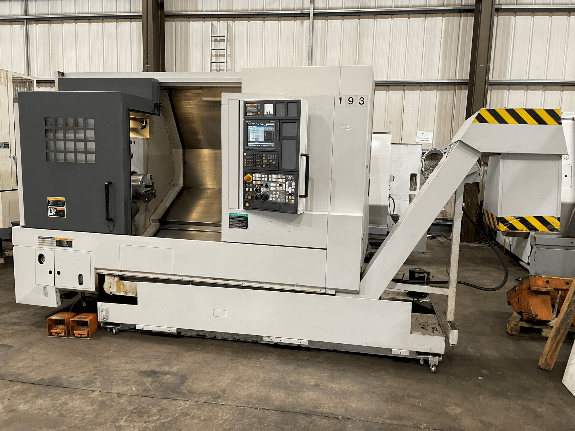 Mašīnas MORI SEIKI NL 2500/700 pretskats
