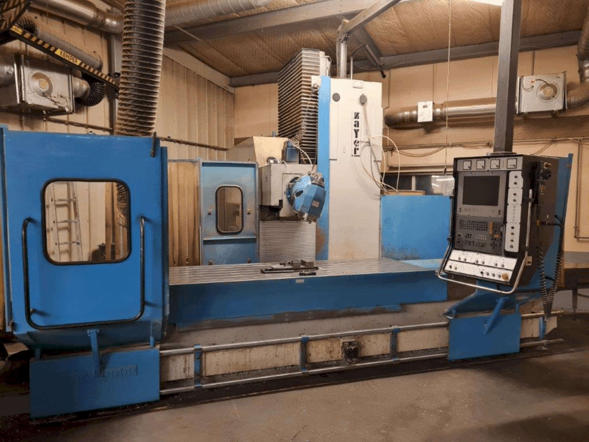 Mašīnas Zayer 30KF3000 pretskats