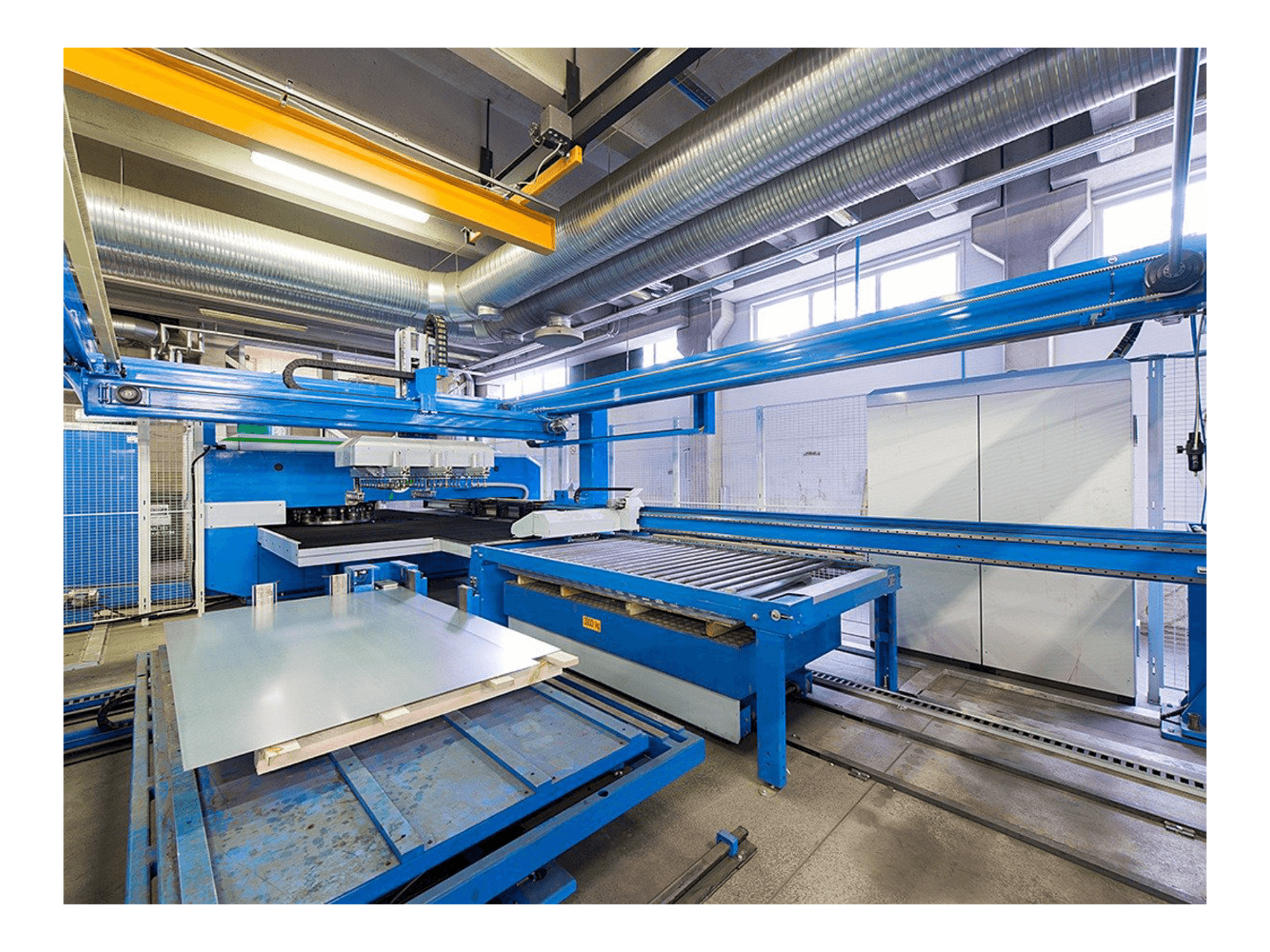 Mašīnas Finn-Power E 5 Lui kreisās malas skats