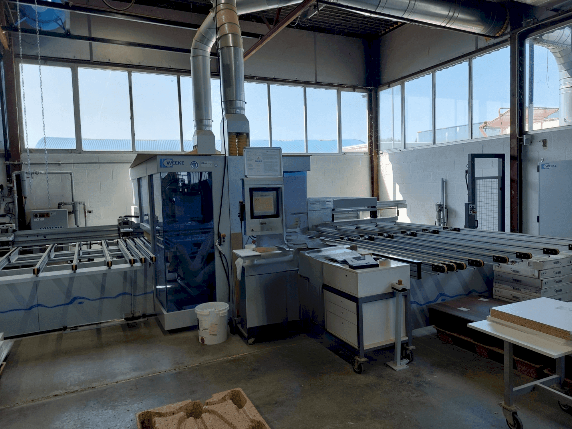 Mašīnas Weeke Optimat BHX 500/D pretskats