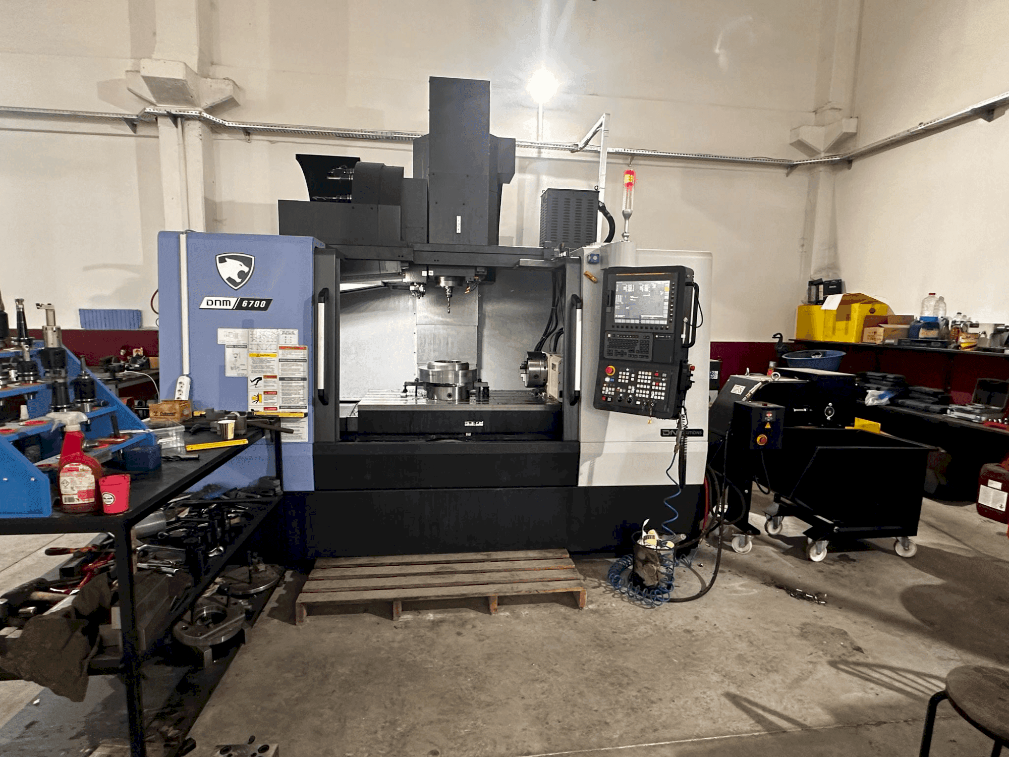 Mašīnas DN SOLUTIONS Puma DNM 6700 pretskats