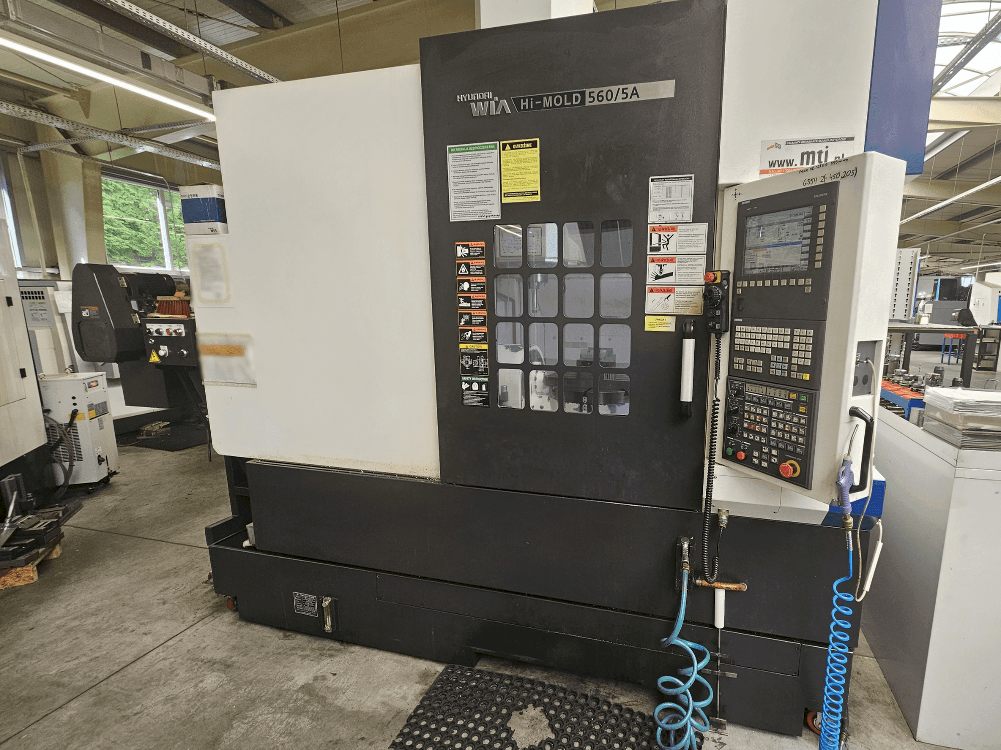 Mašīnas Hyundai Wia Hi-MOLD 560/5A pretskats