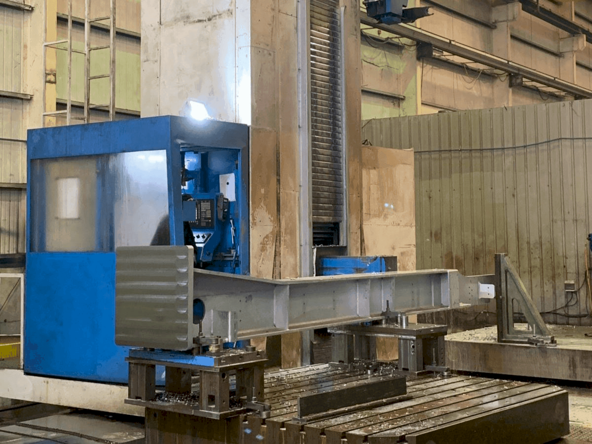 Mašīnas CME MB-900 pretskats