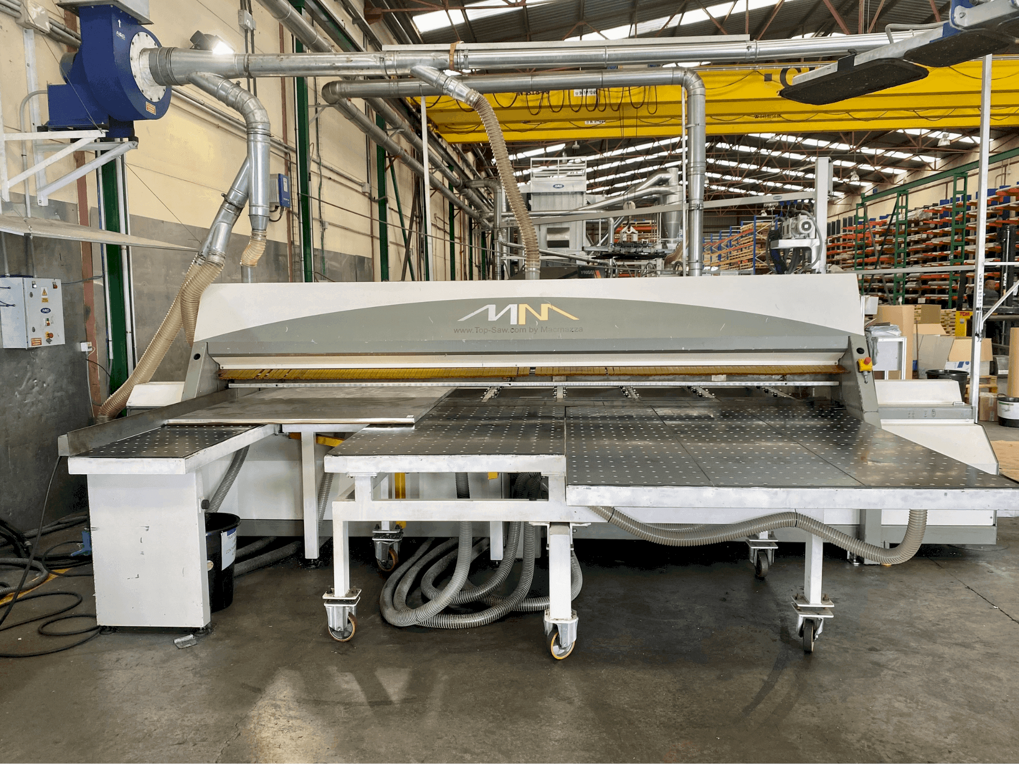 Mašīnas MACMAZZA Top Saw pretskats
