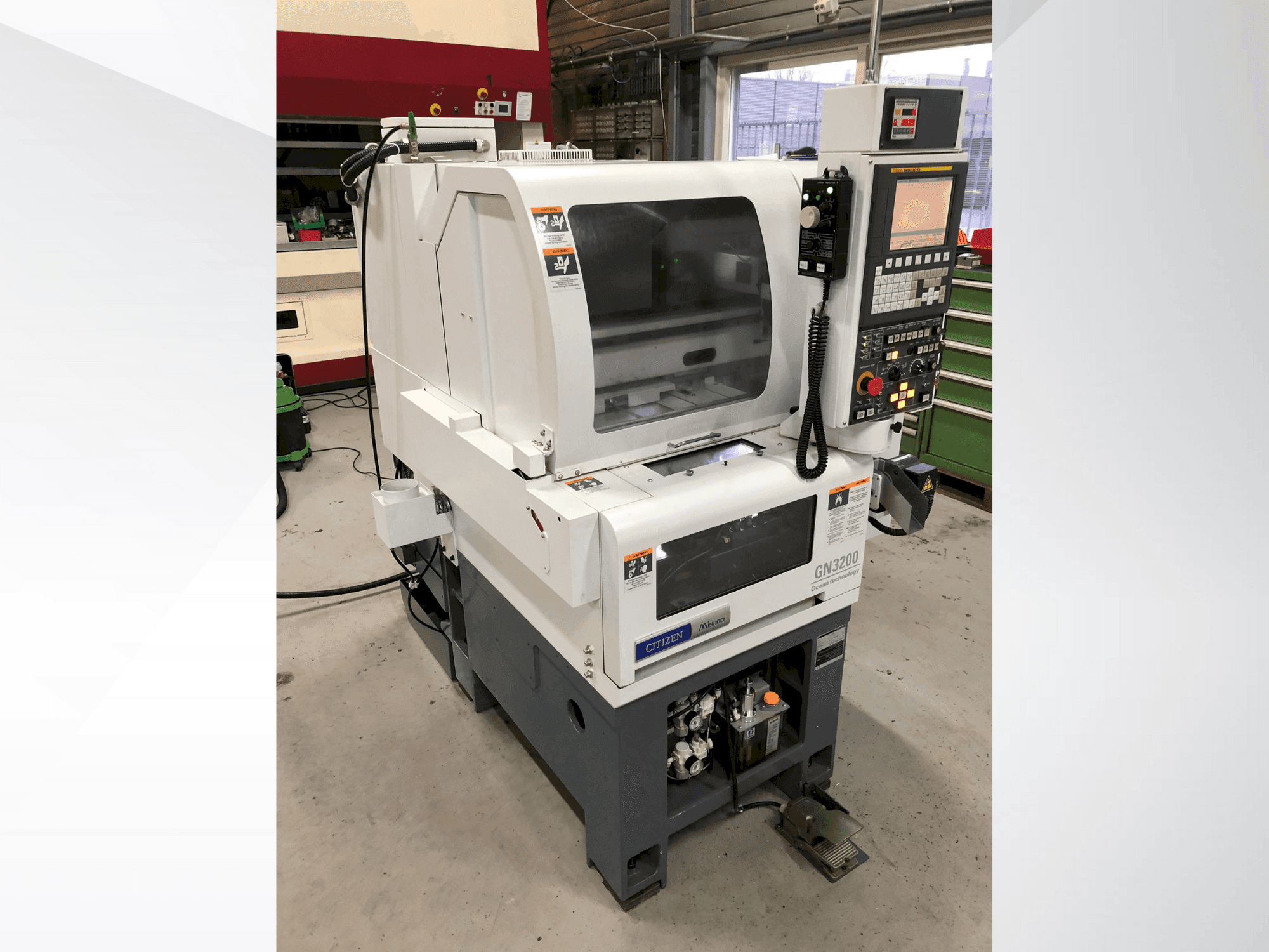 Mašīnas Citizen Miyano GN-3200 pretskats