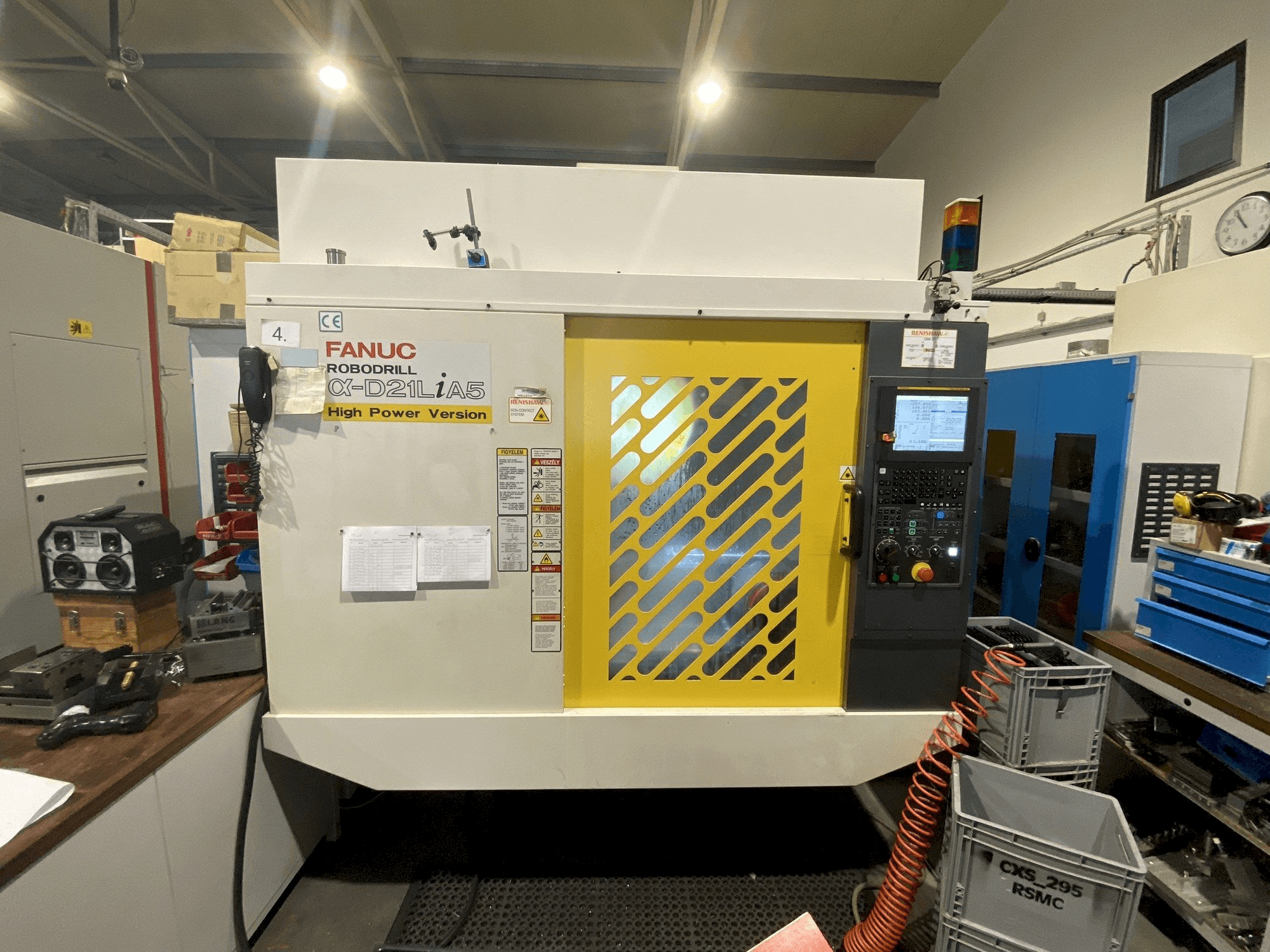 Mašīnas FANUC Robodrill Alpha D21LiB5 pretskats