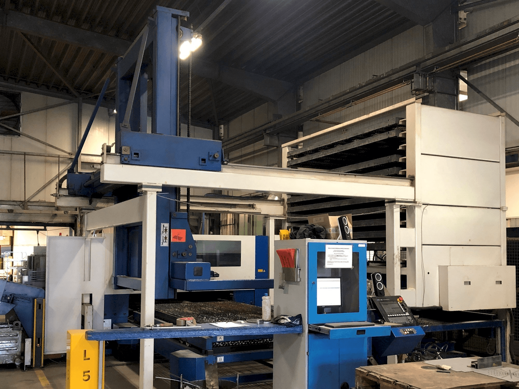 Mašīnas Trumpf Trumatic L3050 pretskats