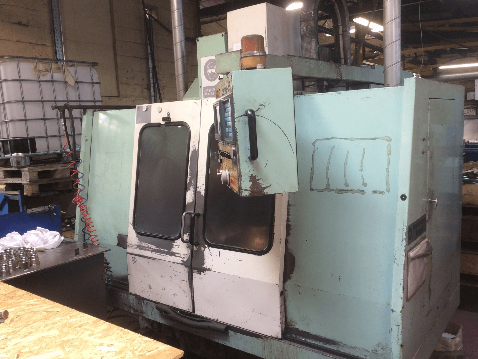 Mašīnas Victor V Center-65 pretskats