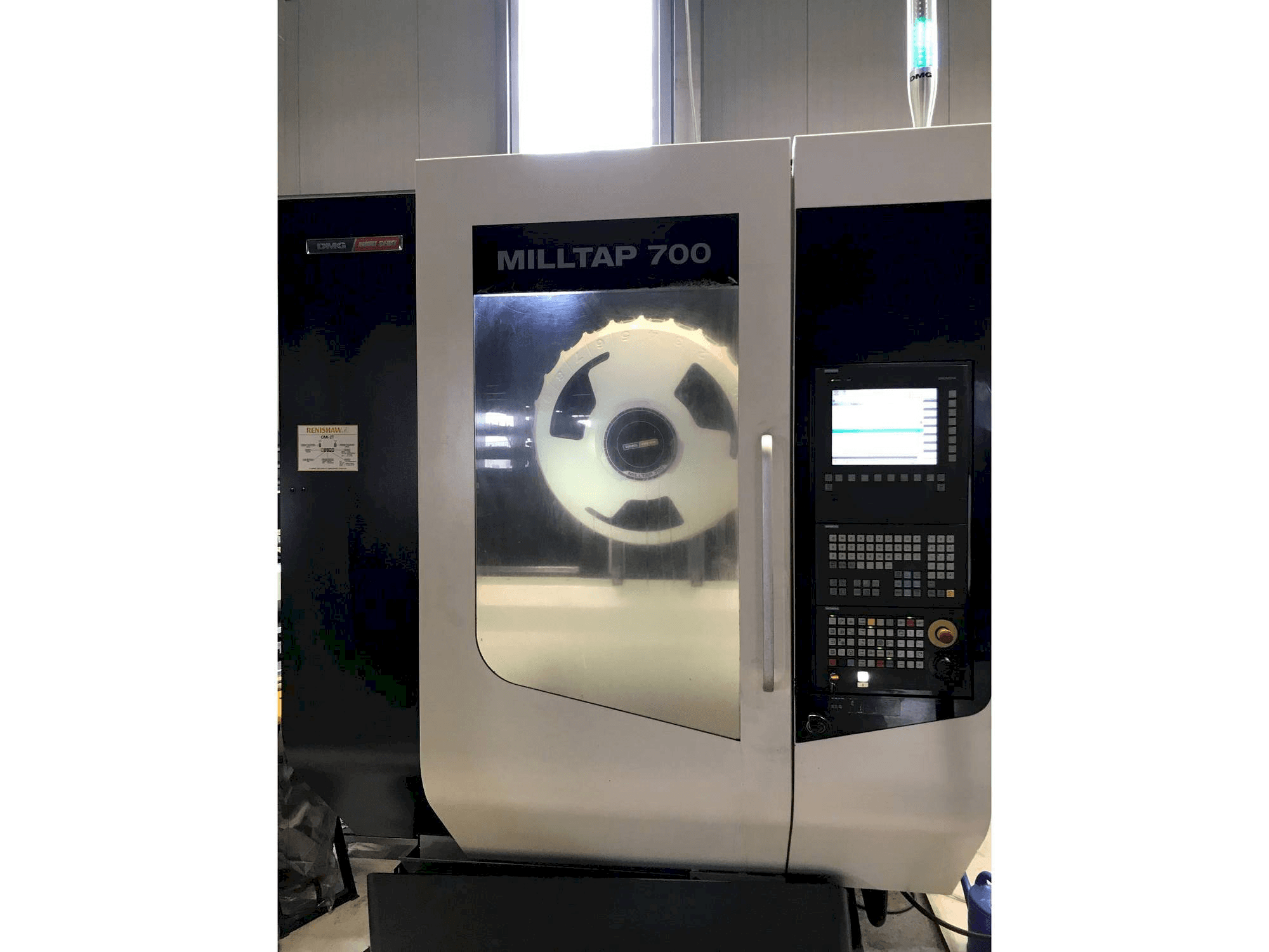 Mašīnas DMG MORI Milltap 700 pretskats