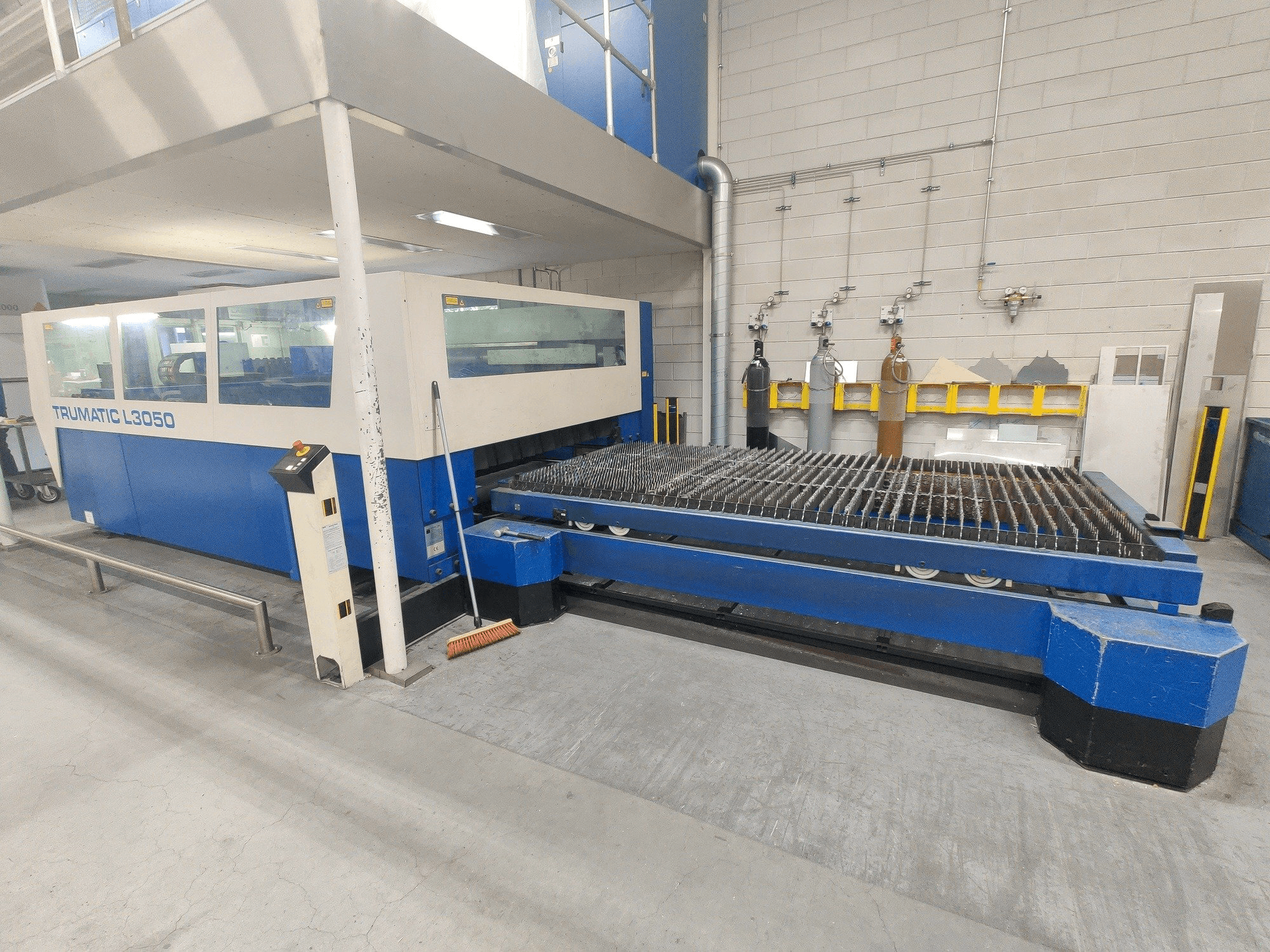 Mašīnas Trumpf Trumatic L3050 pretskats