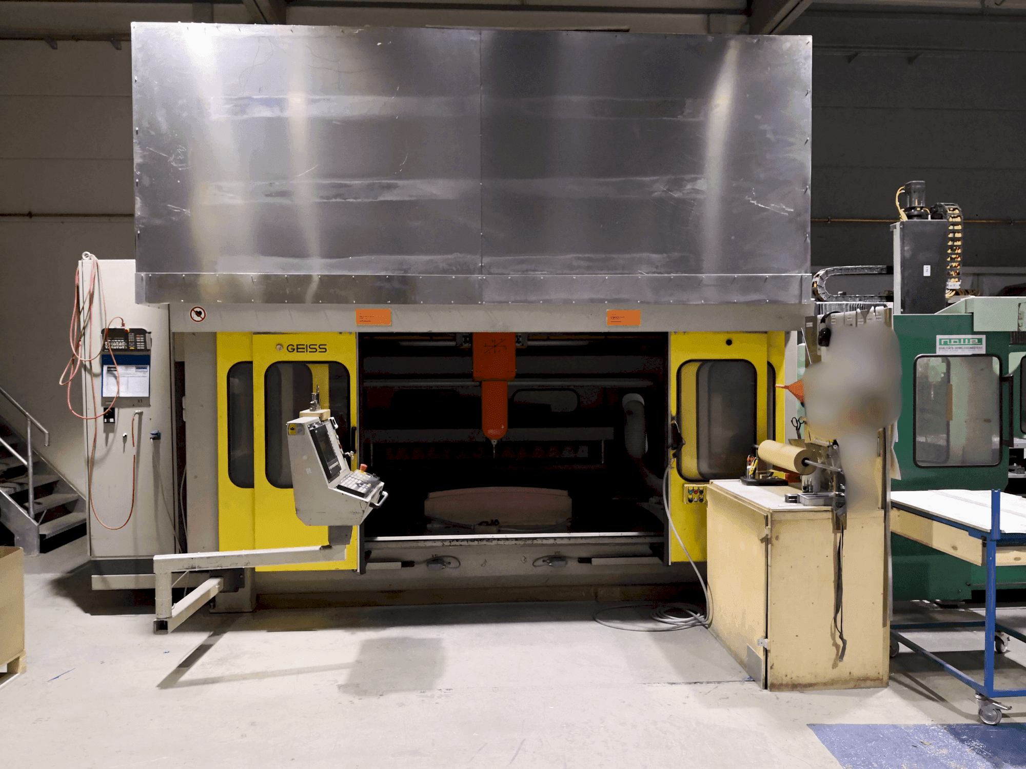 Mašīnas GEISS FZ 2000 x 1000 pretskats