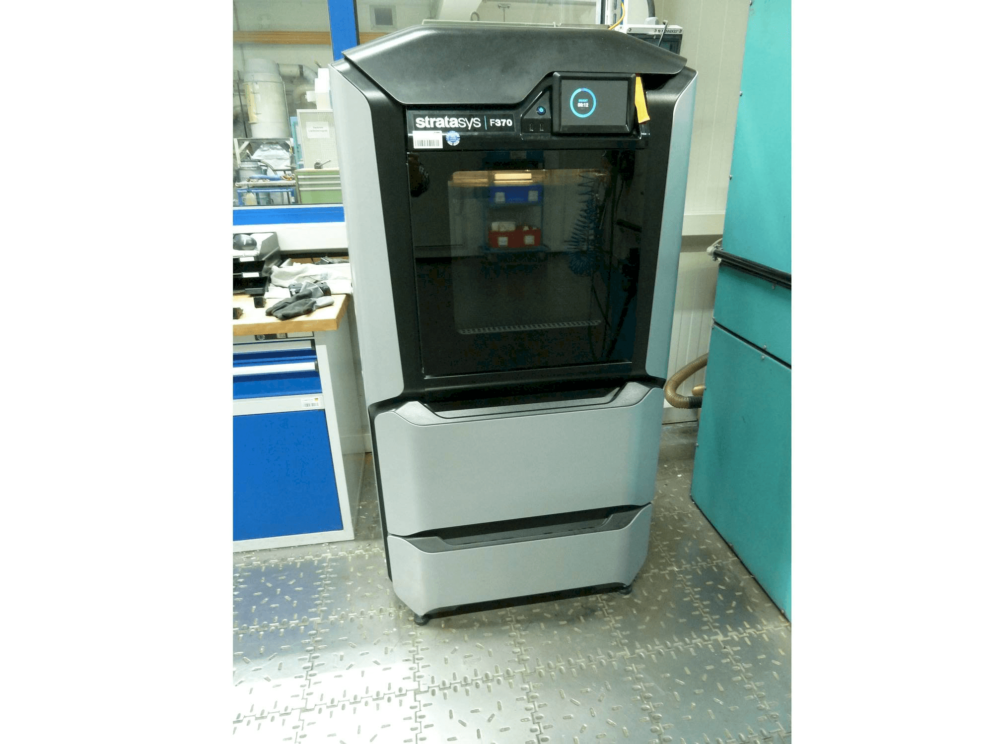 Mašīnas Stratasys F370 pretskats