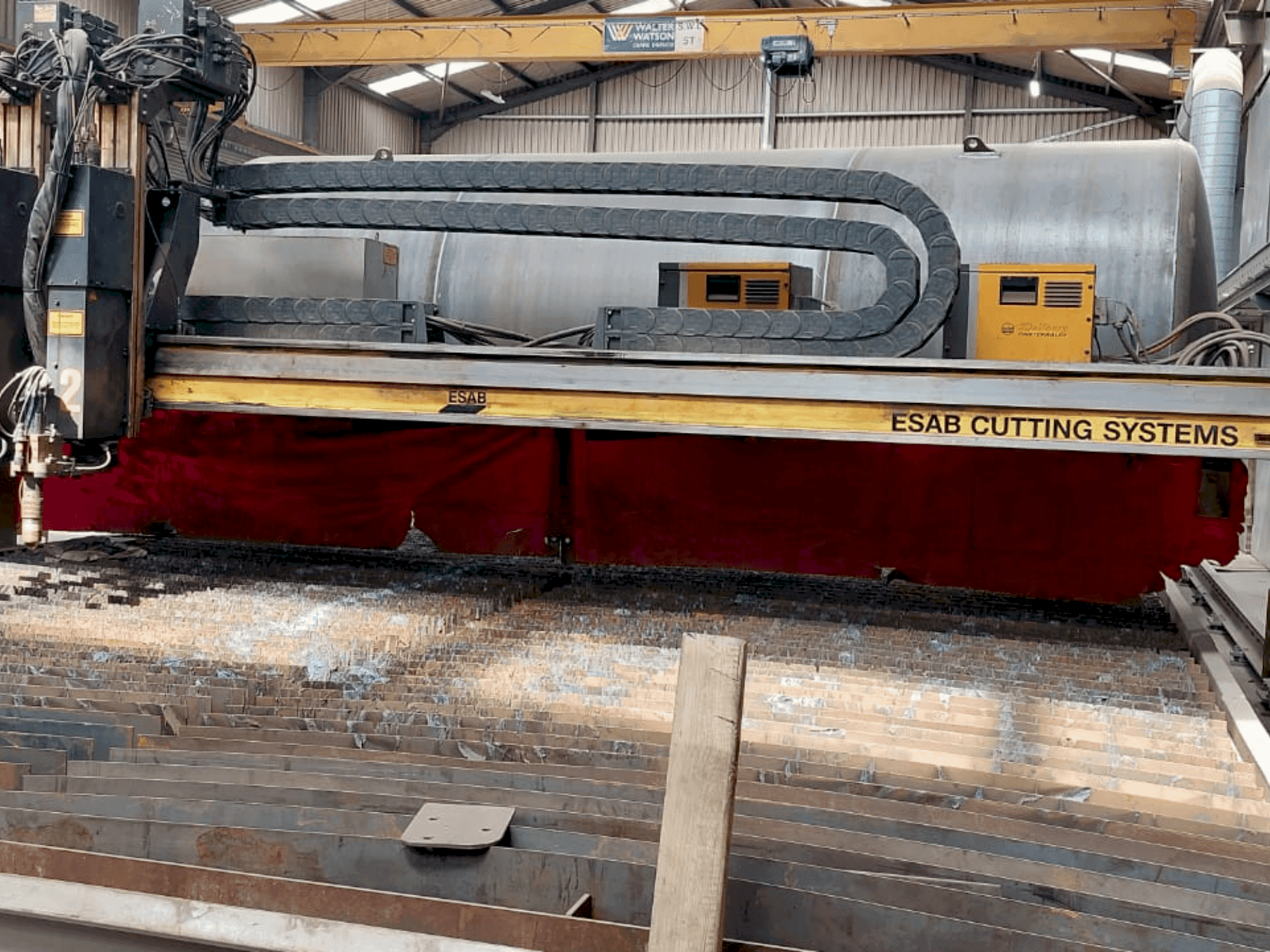 Mašīnas ESAB Suprarex SXE 5000 pretskats