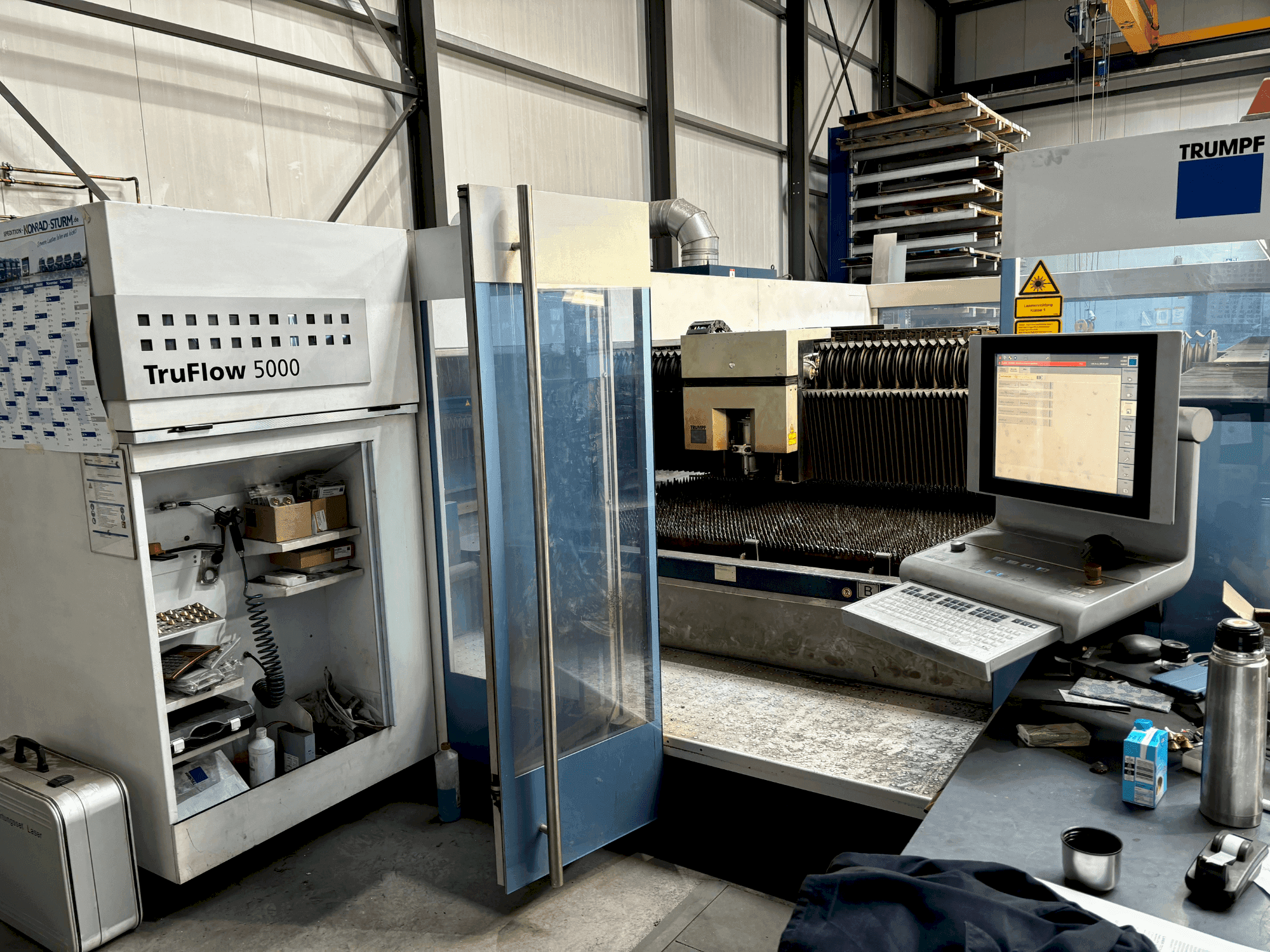 Mašīnas TRUMPF TruLaser 3040 pretskats