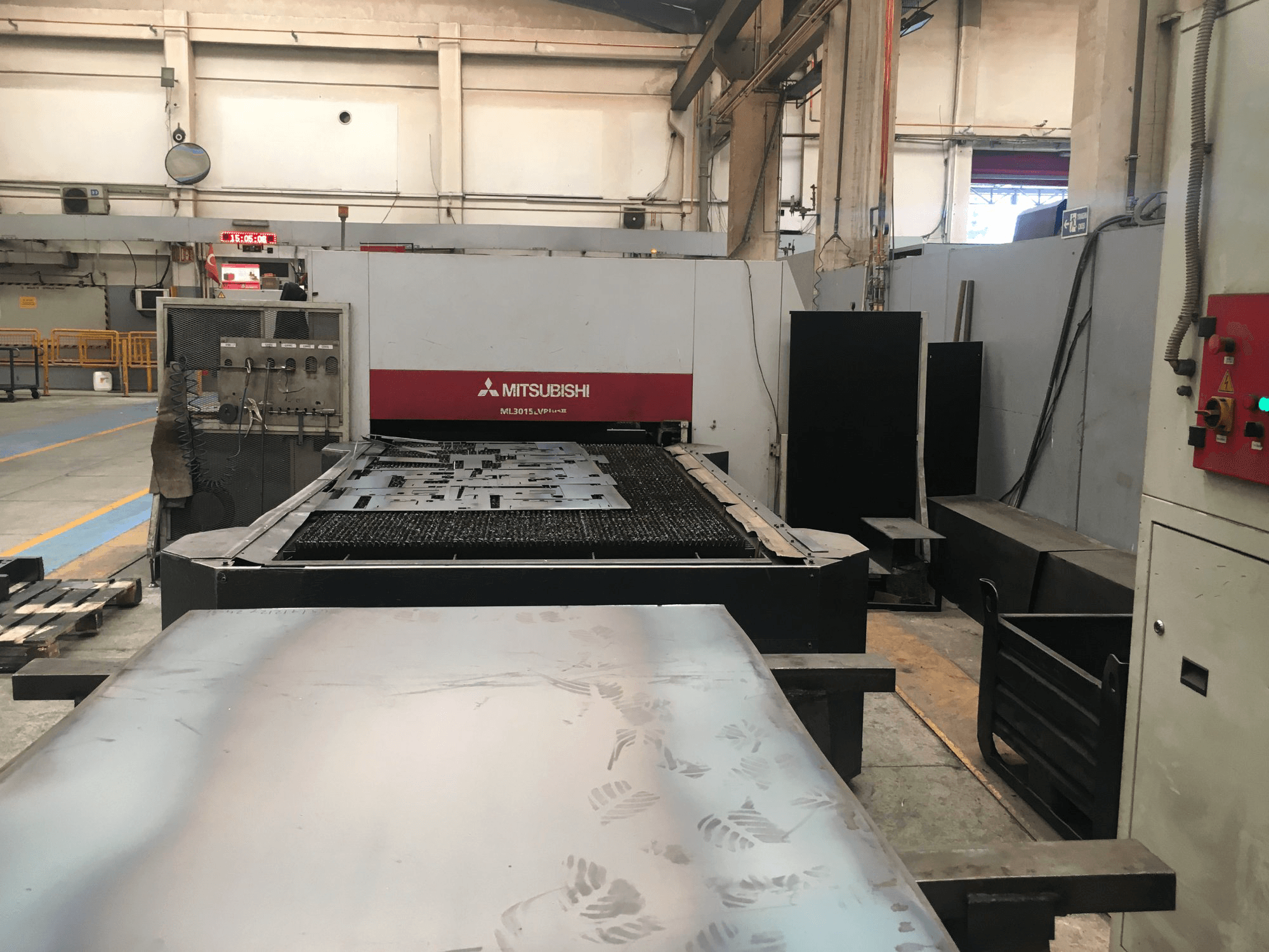 Mašīnas Mitsubishi Electric ML3015LV PLUS II pretskats