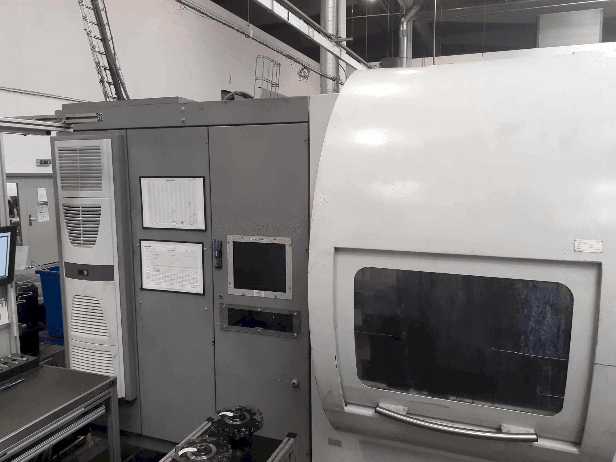 Mašīnas DECKEL MAHO DMC 80 H pretskats